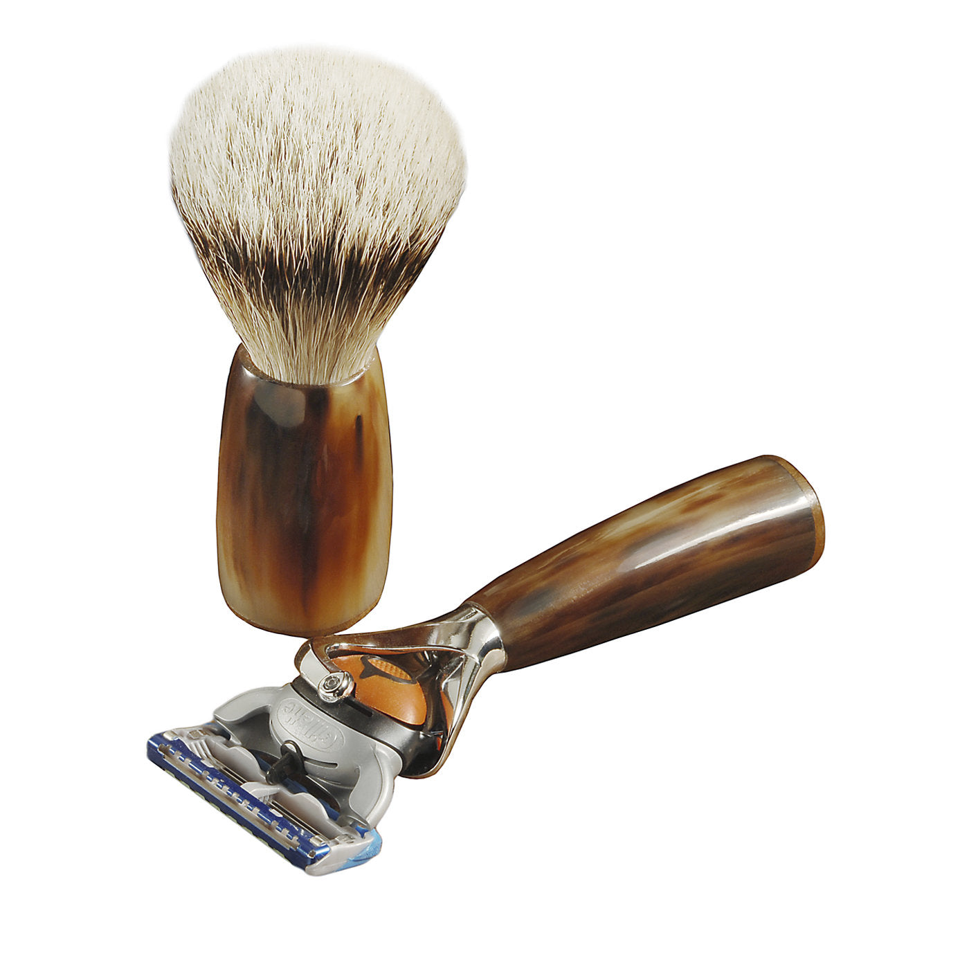 Traveling Shaving Set in Horn Stefano Raffa | Artemest
