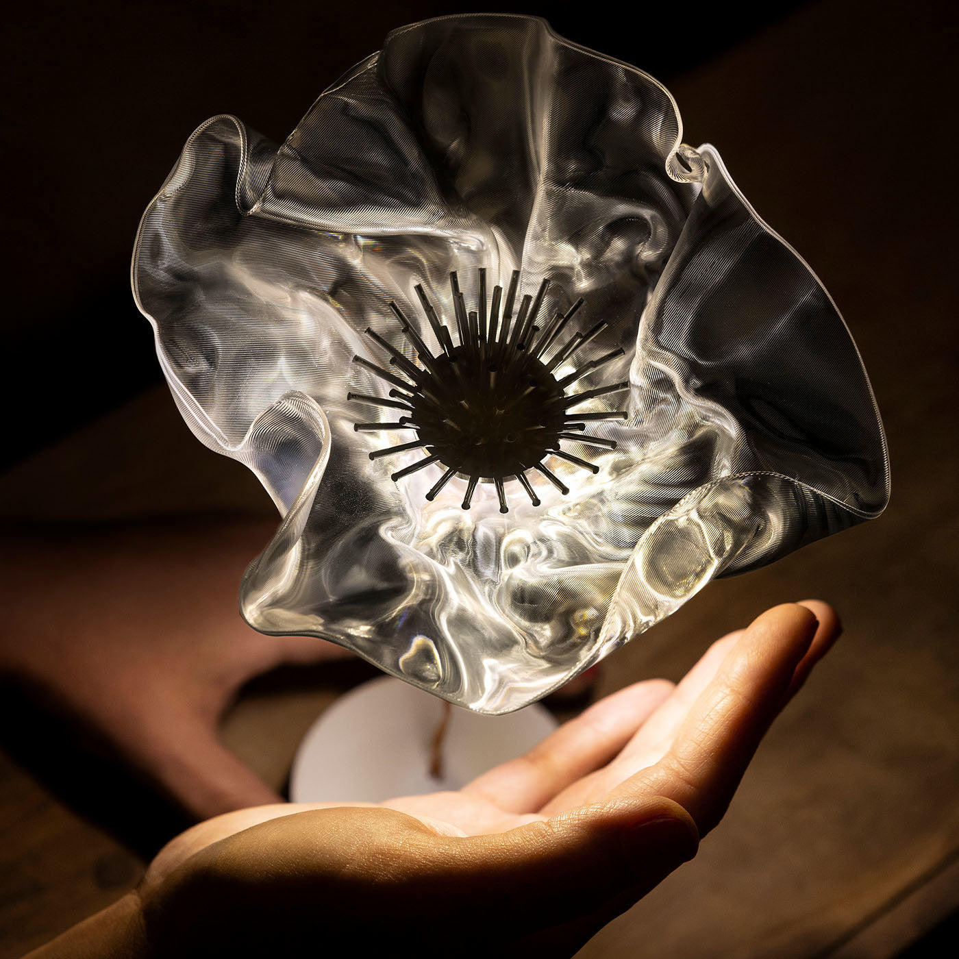 La Fleur Prisma Table Lamp by Marc Sadler - Alternative view 2