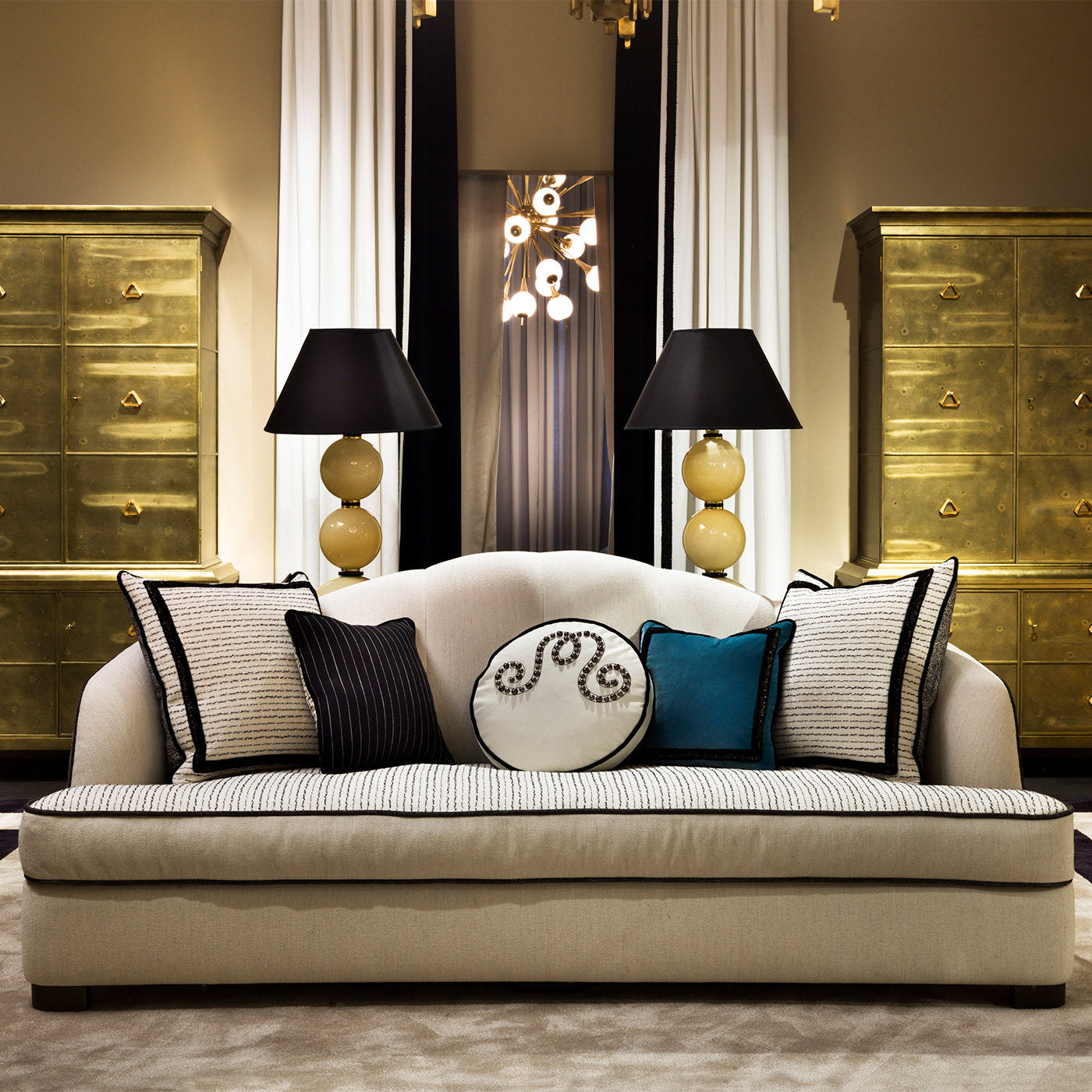 Luxury Grace Beige 3-Seater Sofa - Alternative view 3
