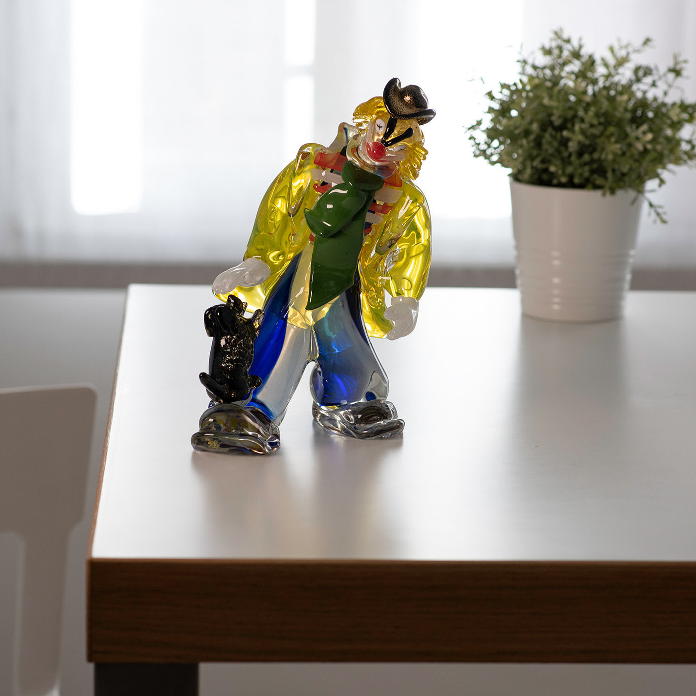 Clown Con Cagnolino Polychrome Glass Sculpture - Alternative view 3