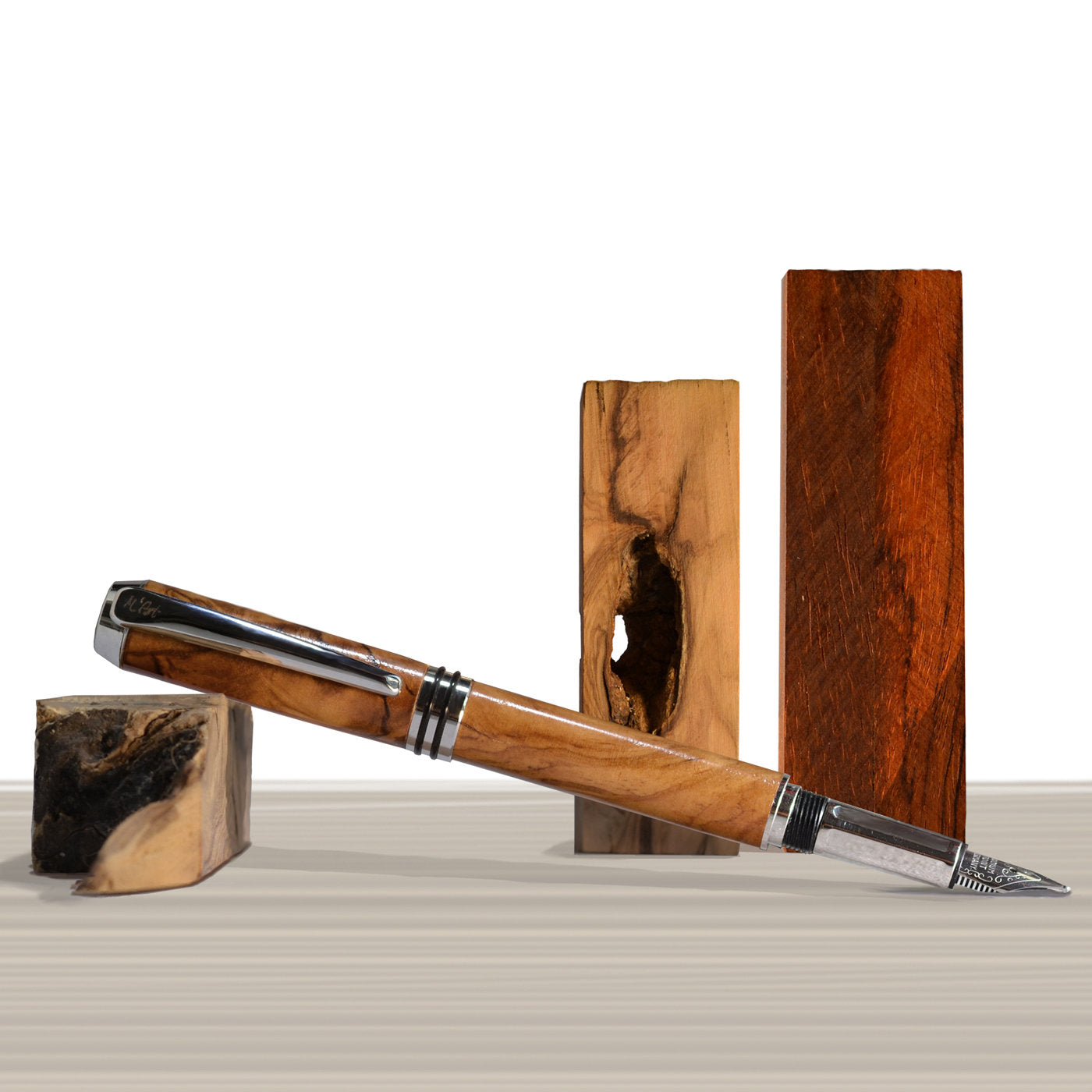 Penna stilografica Antea in legno d'ulivo - Vista alternativa 2