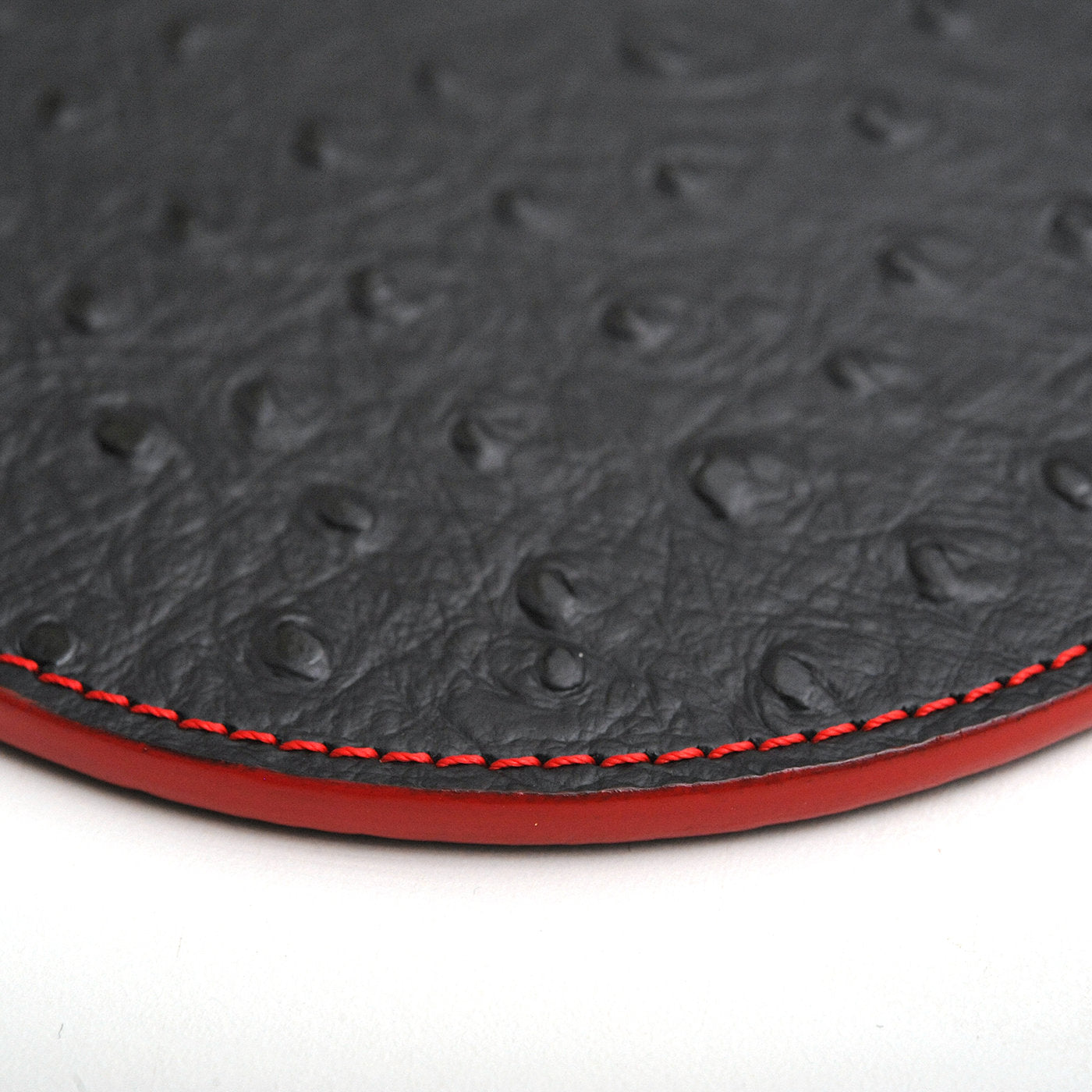 Kenya Medium Set of 2 Round Black Leather Placemats - Alternative view 2