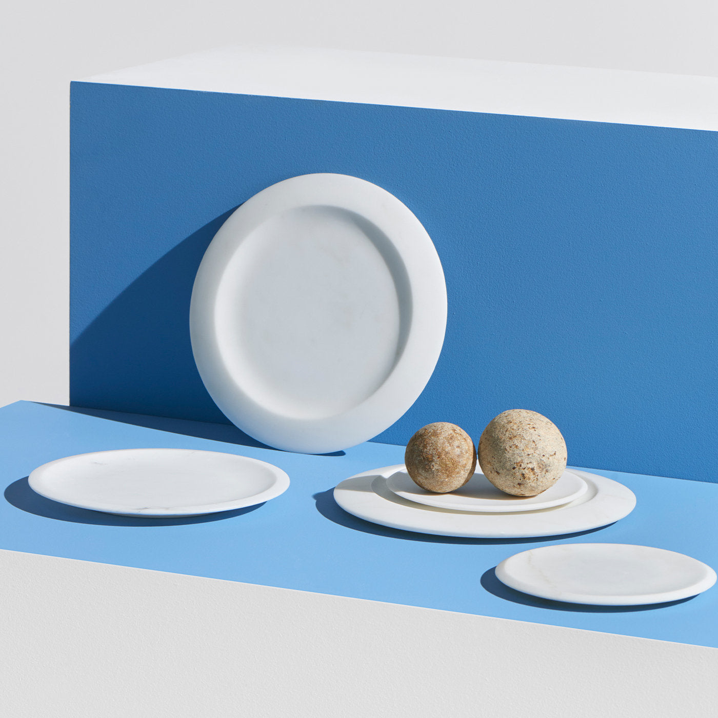 White Carrara Dinner Plate by Ivan Colominas #2 - Alternative view 1