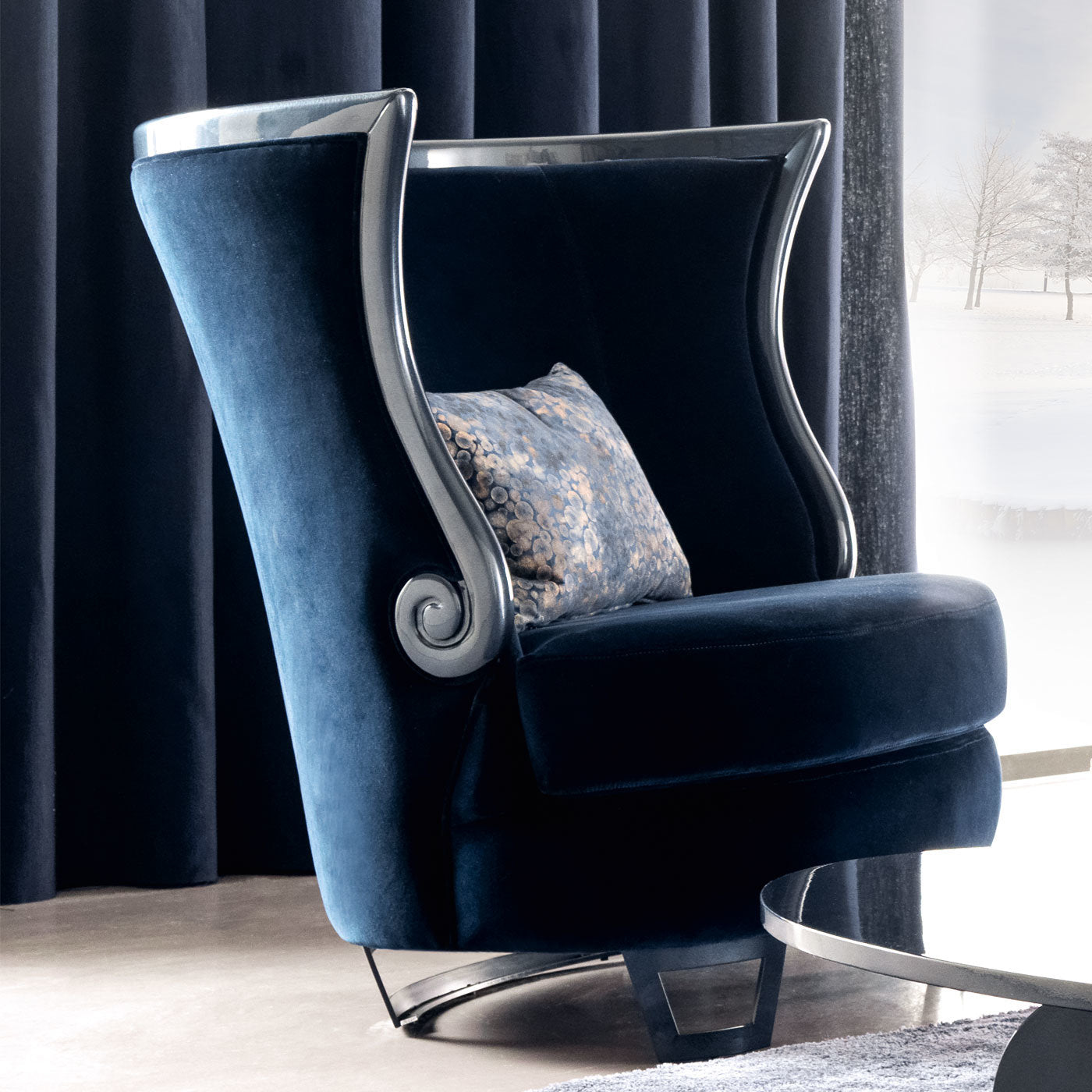 Gaudì Blue Velvet Armchair - Alternative view 1