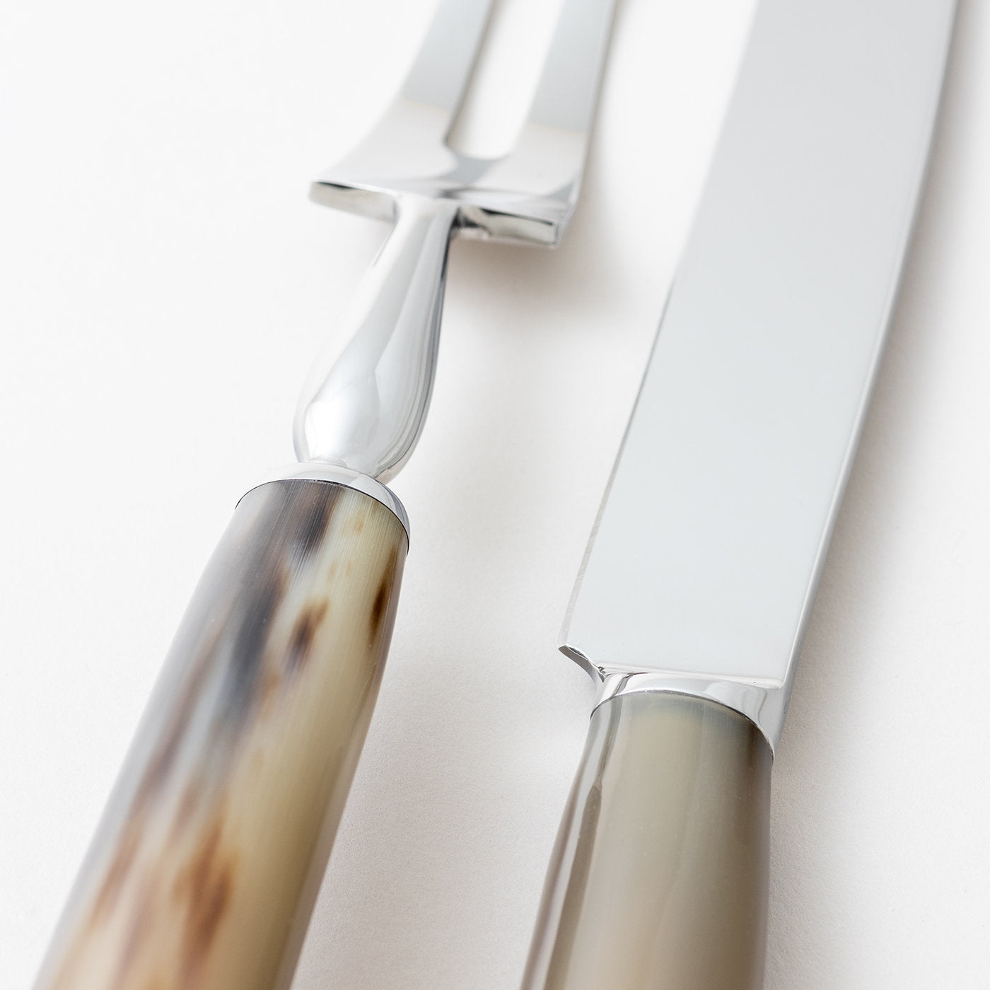 Roast Cutlery Set in Natural Horn - Alternative view 1