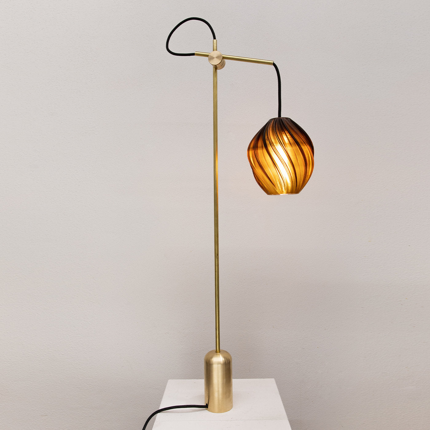 Lámpara de mesa Issey marrón  - Vista alternativa 1