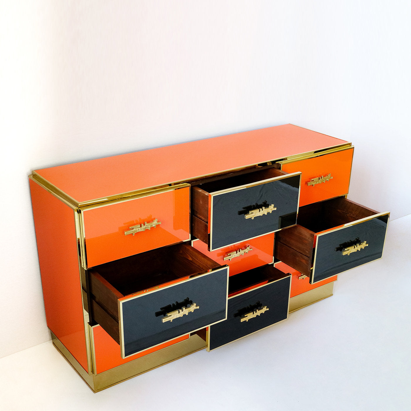 Black and Orange Chest of Drawers - Alternative view 3