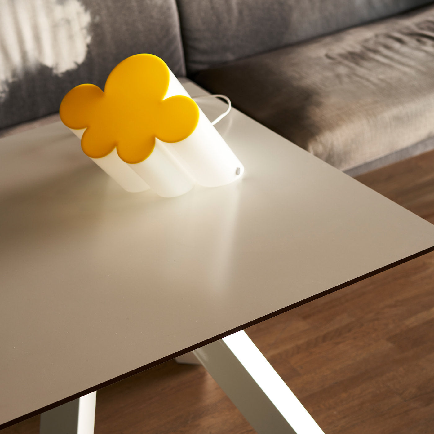 Lámpara de mesa Passiflora amarilla - Vista alternativa 3