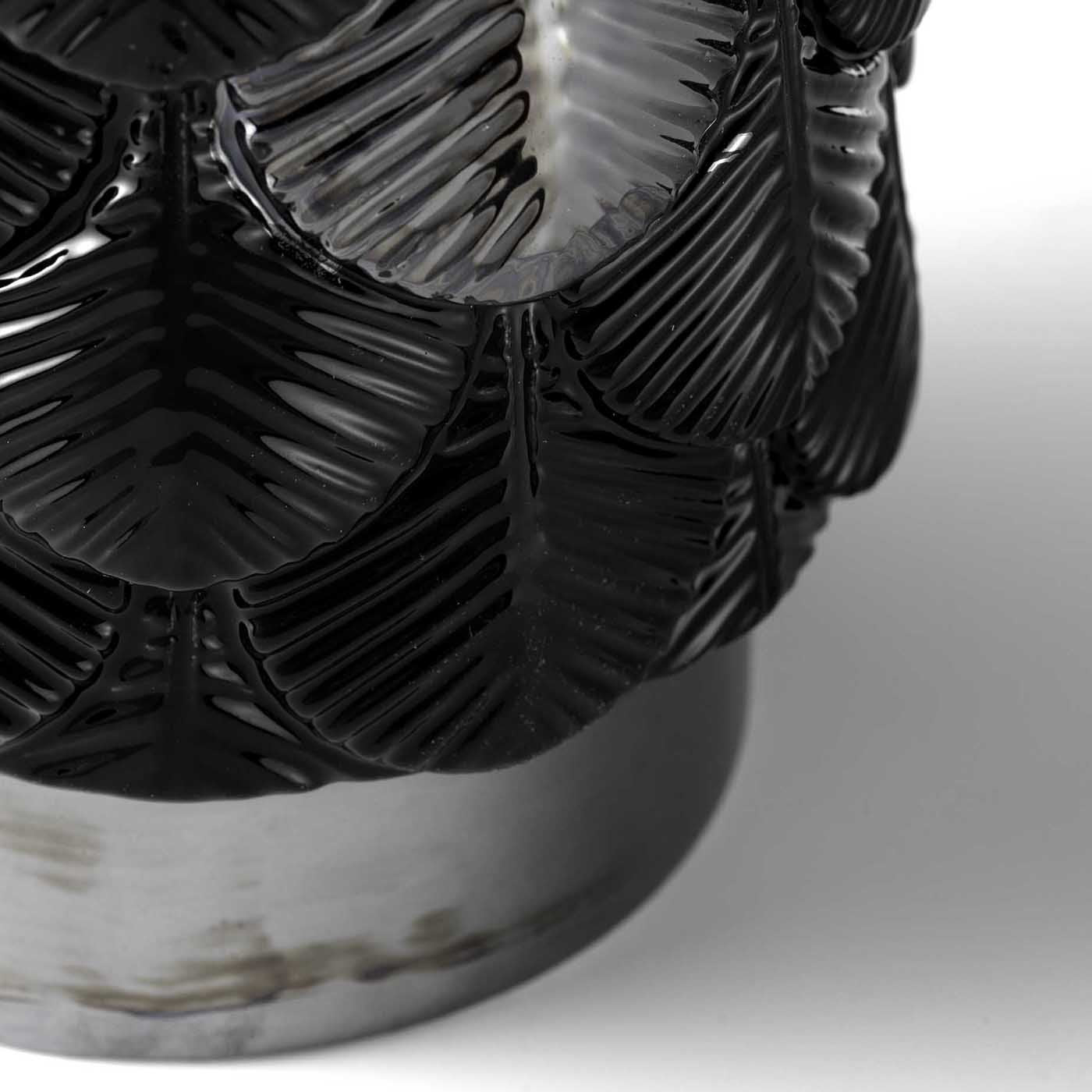 Black Plumage Vase - Alternative view 1