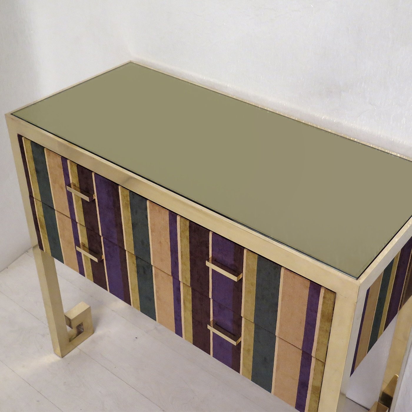 Chest of Drawers in Fabric - Alternative view 3