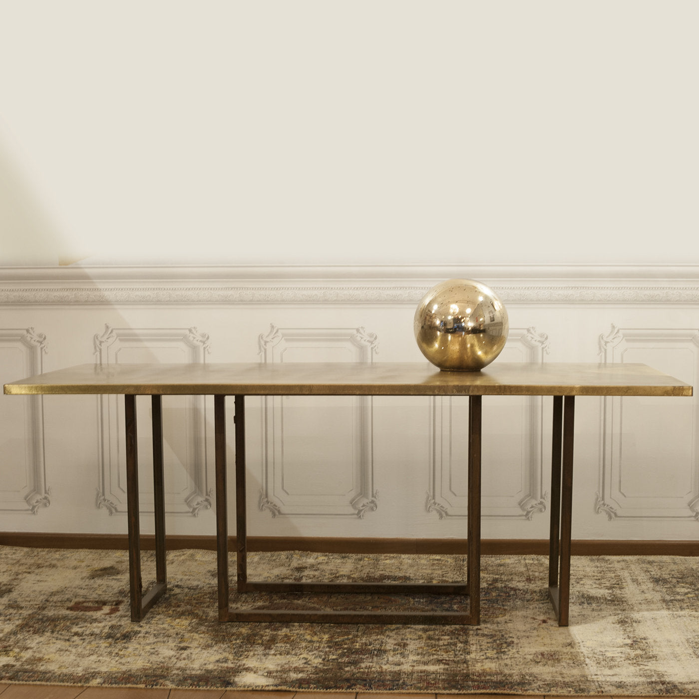 Infinito Slim Brass Table - Alternative view 1