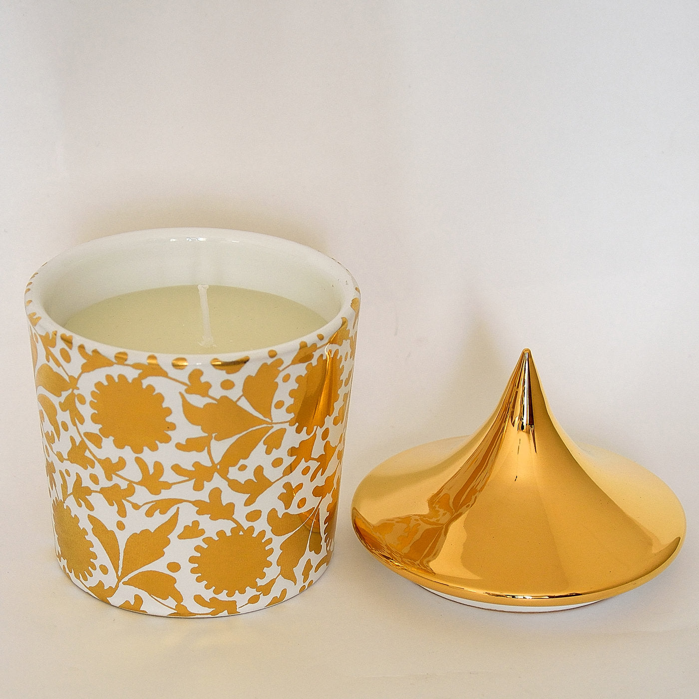 Set of 4 Gold Candles - Alternative view 2