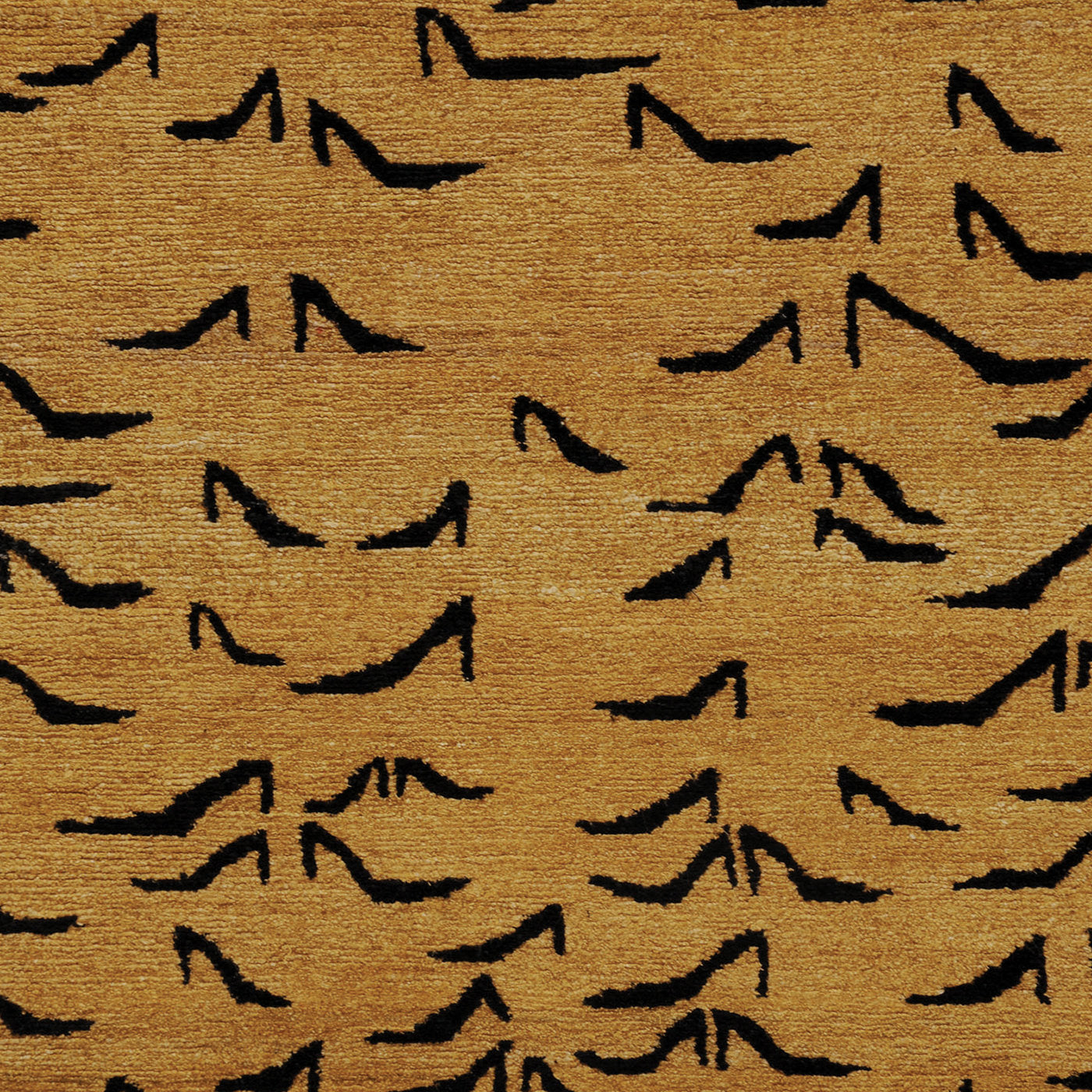Tiger Feet Tapestry - Alternative view 1