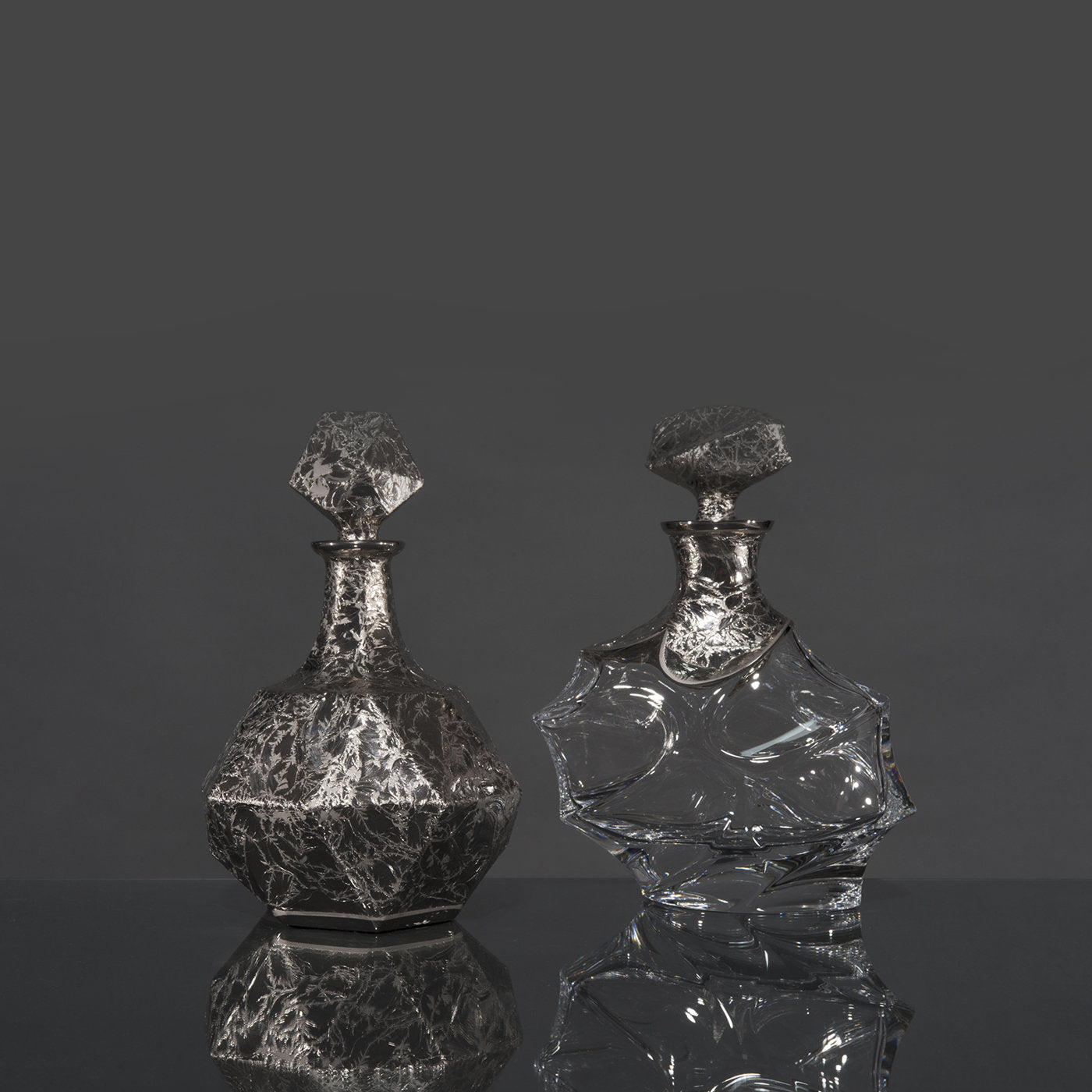 Capriccio Onda Transparent and Platinum Bottle - Alternative view 1