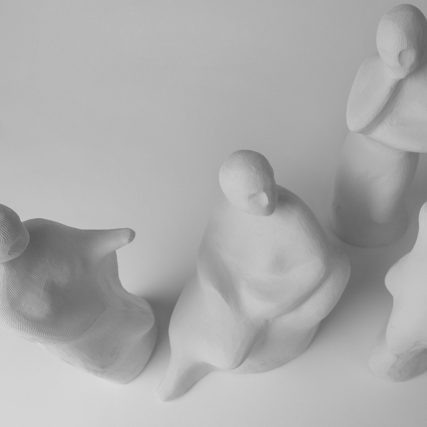 Tanagre Set of Four Sculptures - Alternative view 2