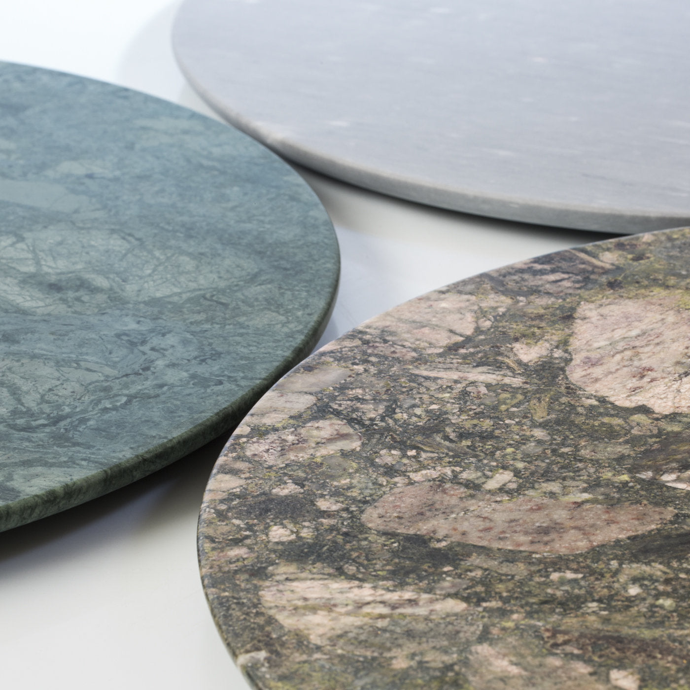 Convivio Round Centerpiece in Grey Bardiglio Marble - Alternative view 2