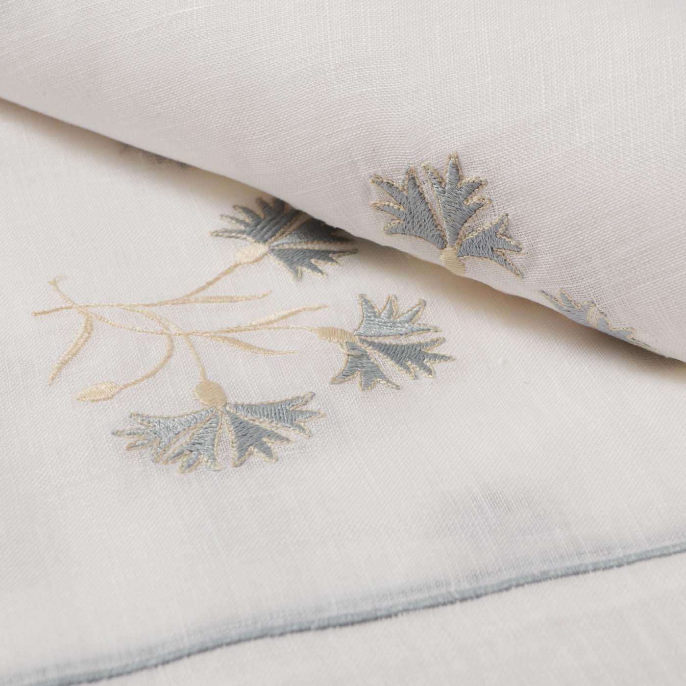 Fiordaliso Linen Tablecloth - Alternative view 2