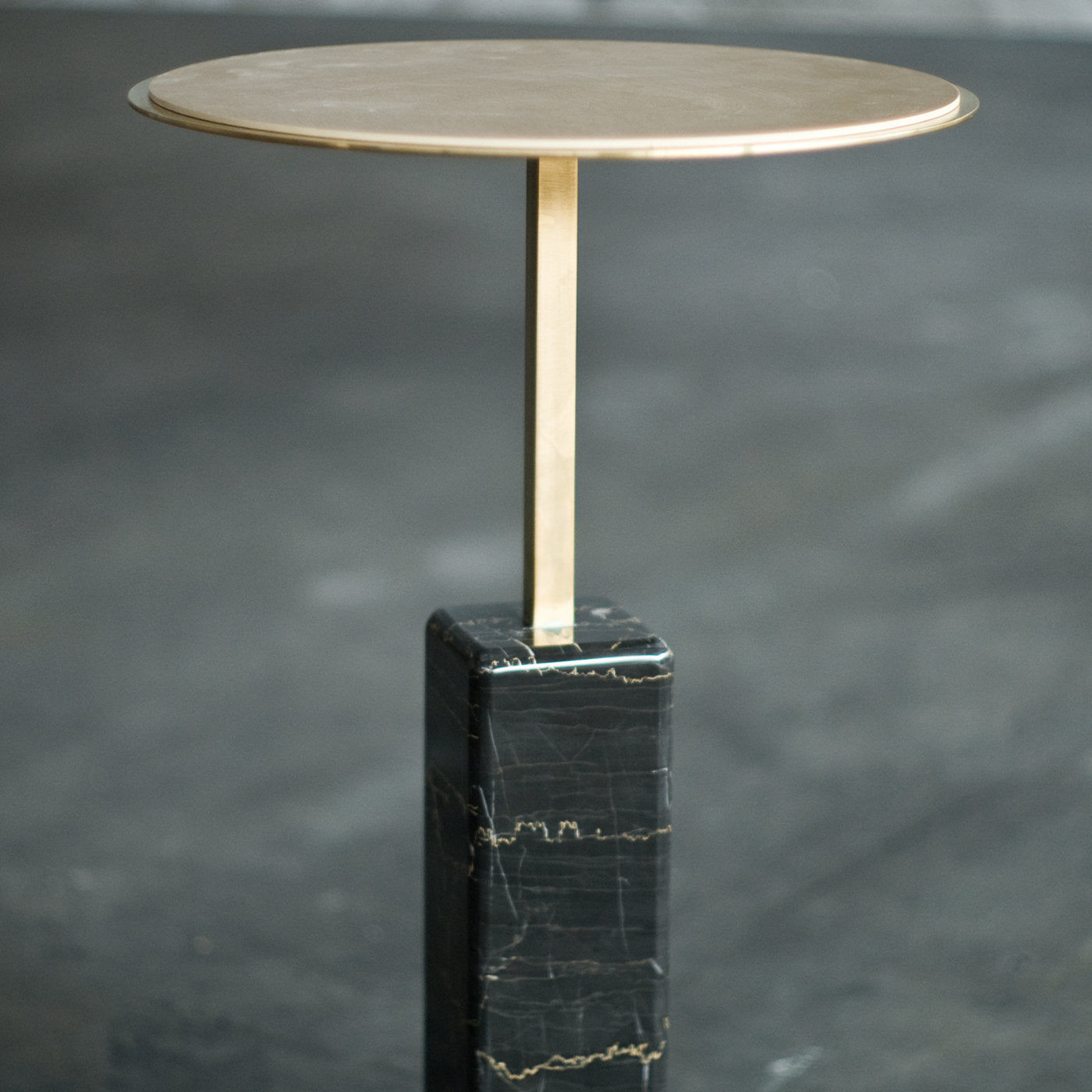 Ferdinando Side Table - Alternative view 1