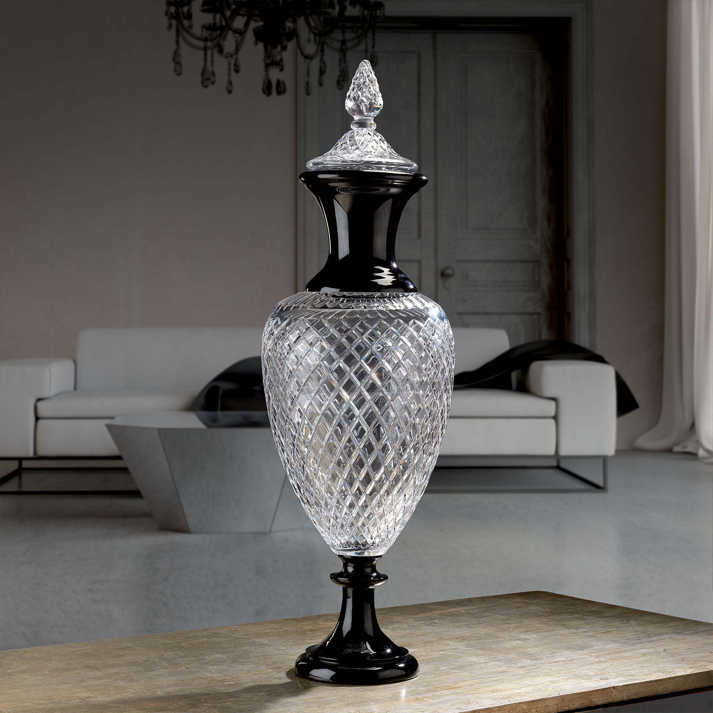 Amphora Crystal Vase in Clear and Black - Alternative view 1