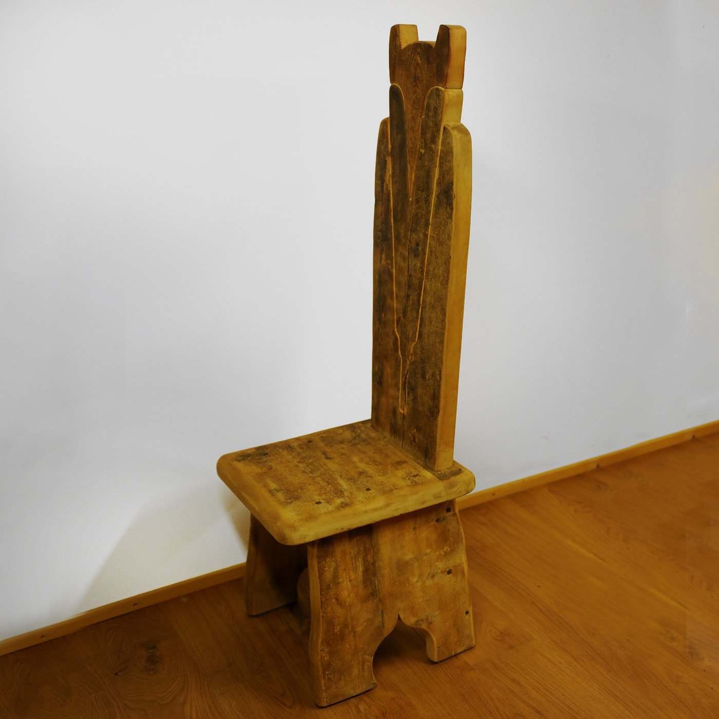 Bear Throne Chair - Alternative view 3