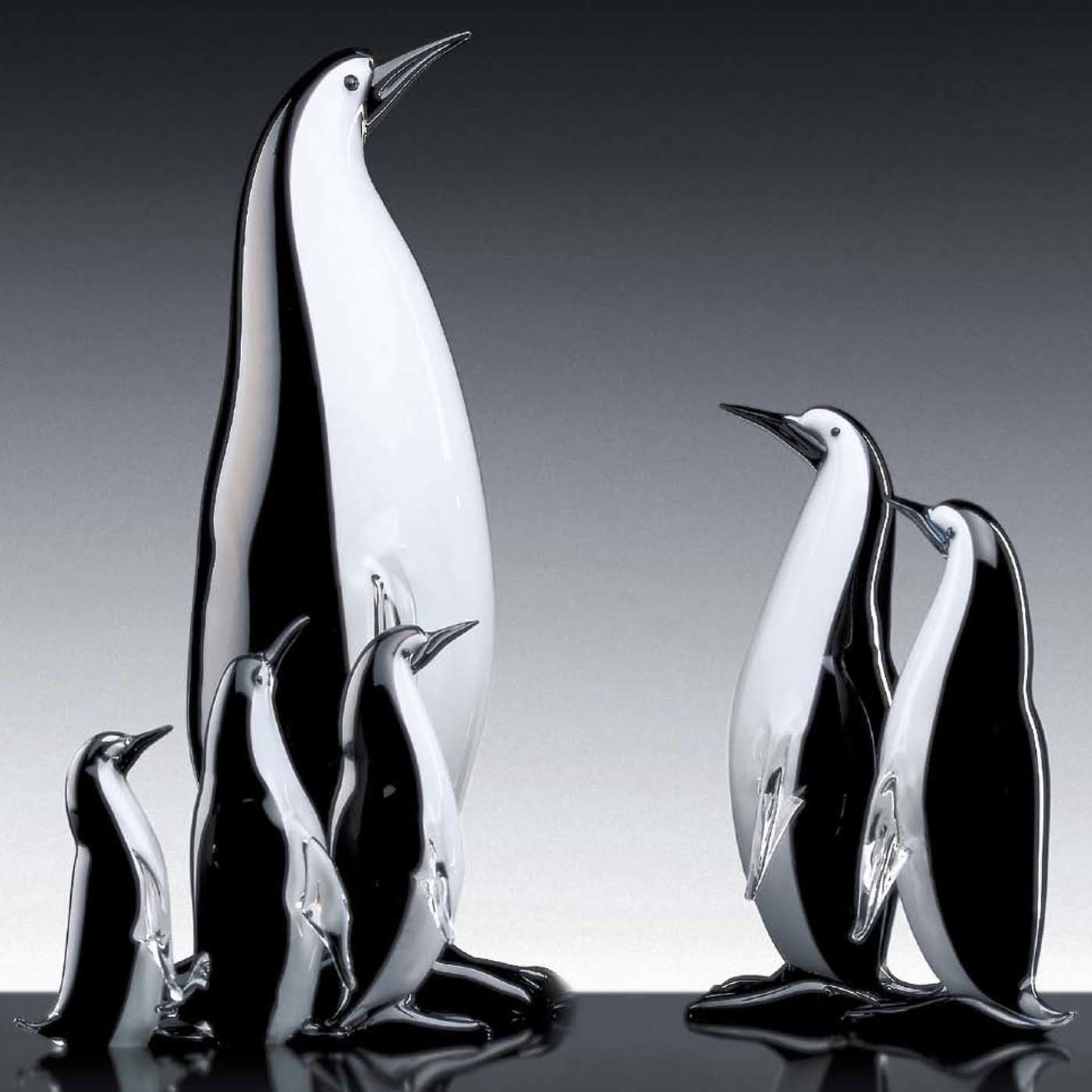 Conjunto de cuatro pingüinos - Vista alternativa 1