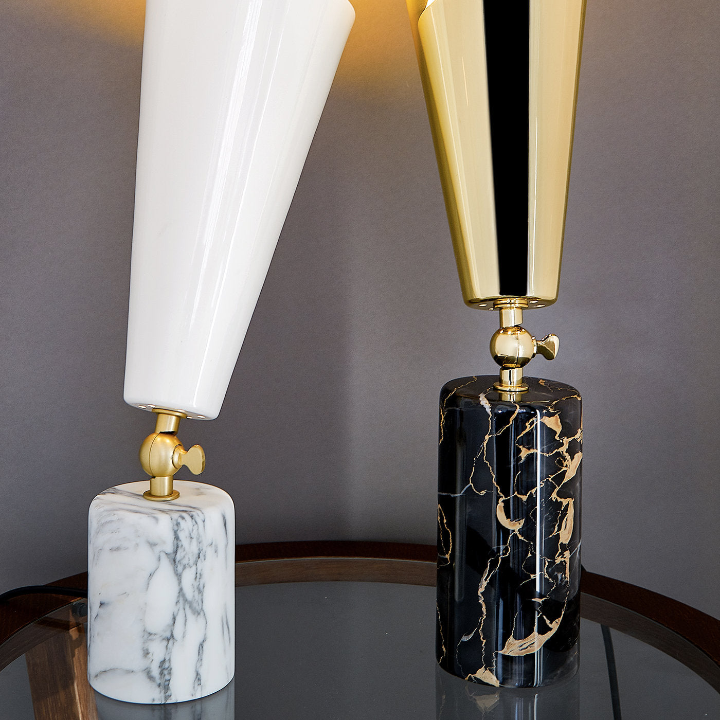 Lámpara de mesa Vox Alta de Lorenza Bozzoli en mármol Portoro - Vista alternativa 1