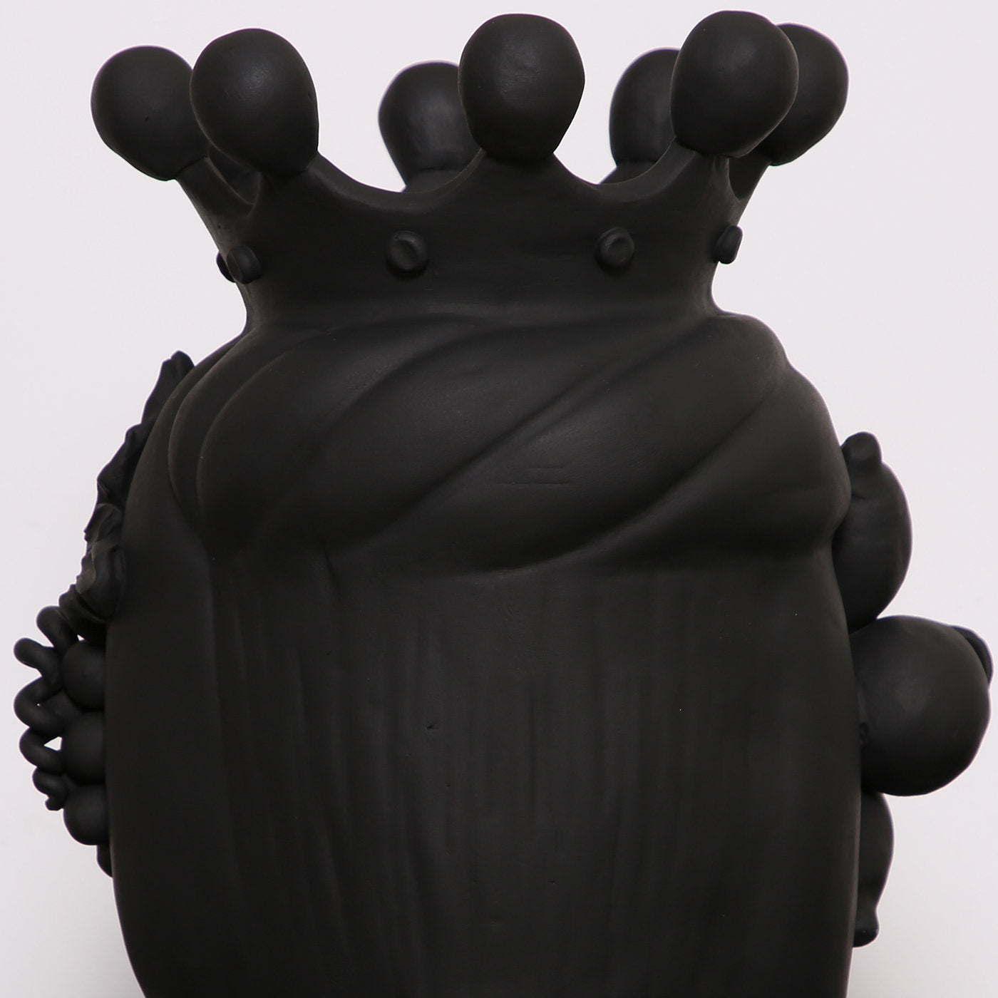 Donna Carmela Black Vase - Alternative view 2