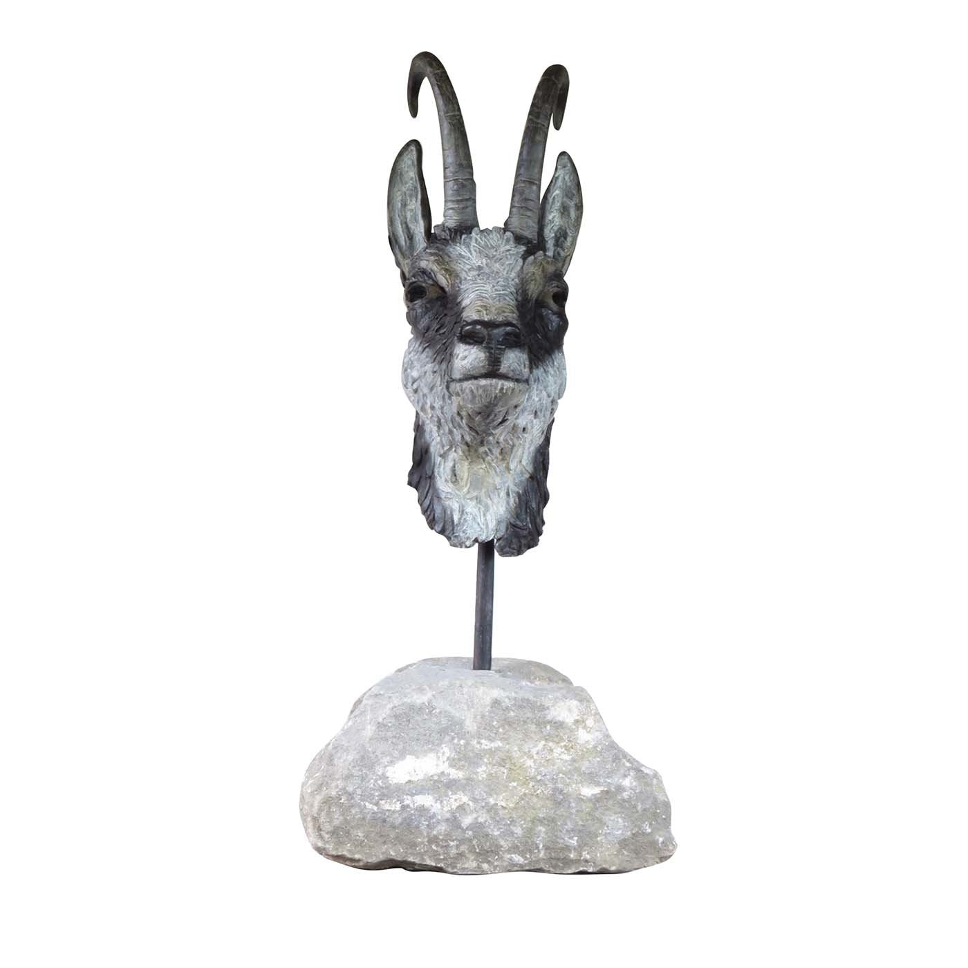 Sculpture de tête de chamois - Vue principale