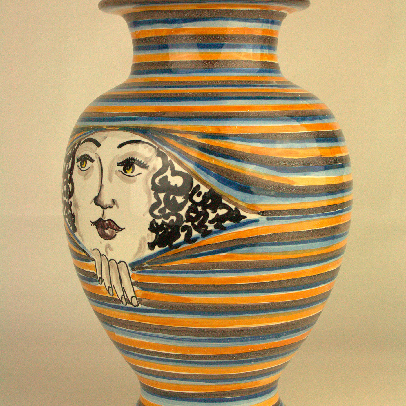 I Curiosi Woman Vase - Alternative view 1