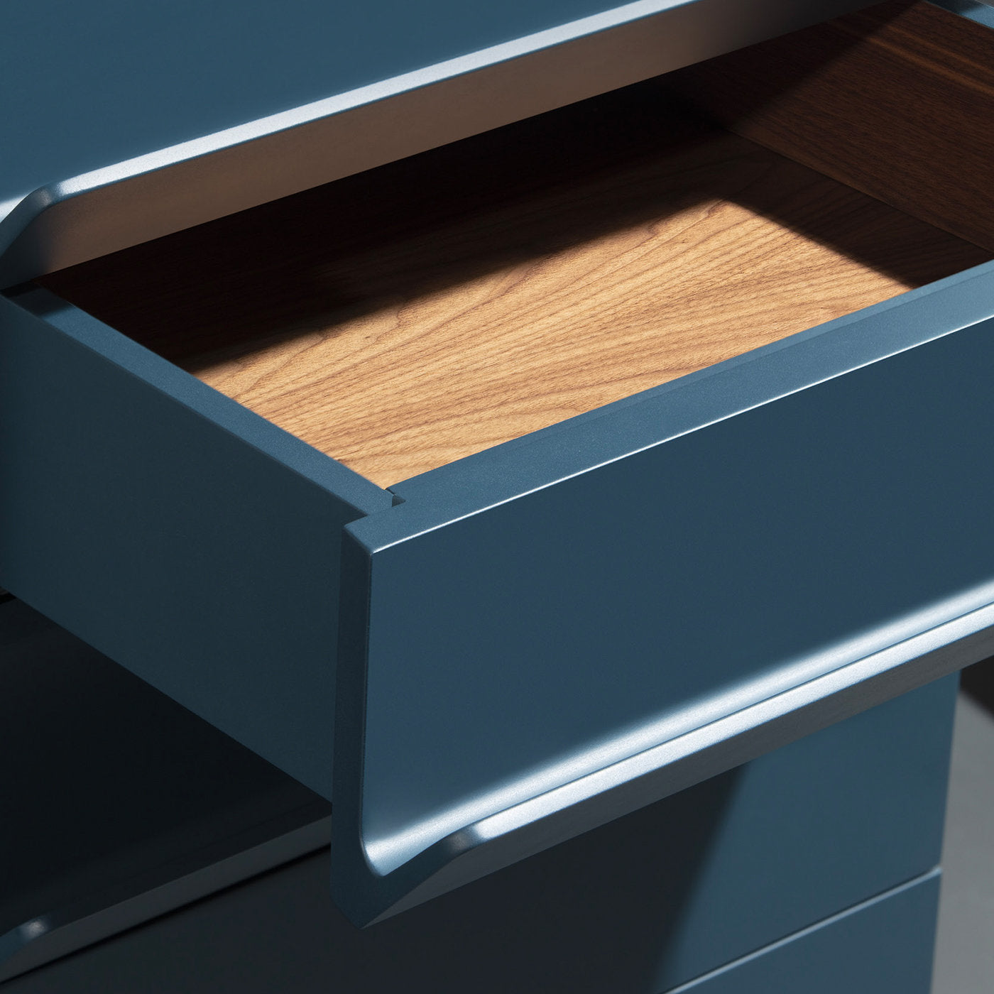 Overlooking Chest of 3 Drawers by Lorenzo Damiani - Alternative view 1