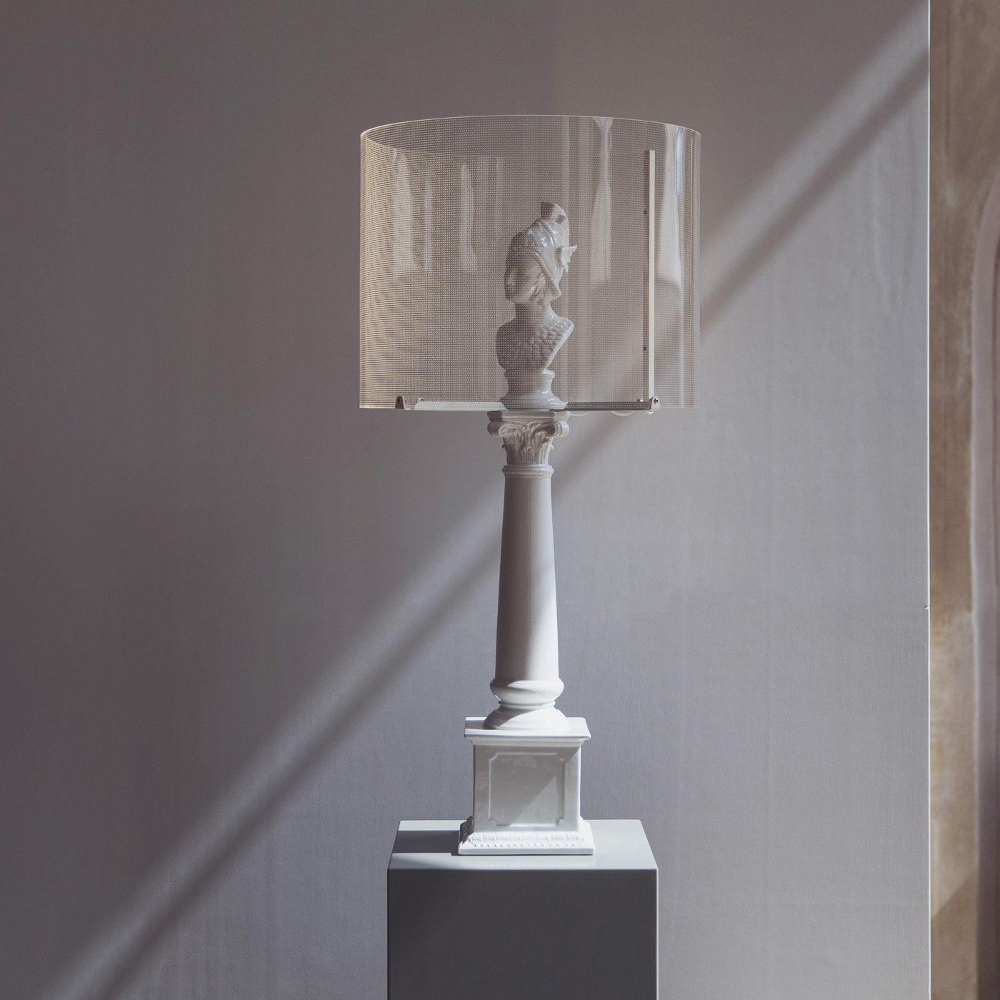 Ermes White Table Lamp - Alternative view 1