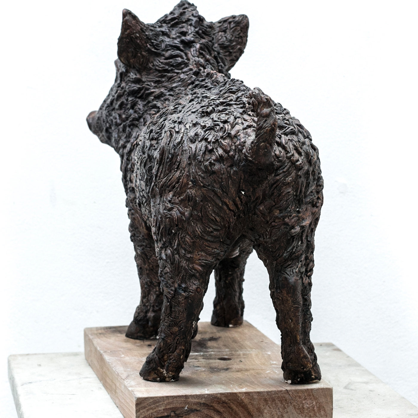 Baby Wild Boar Sculpture - Alternative view 2