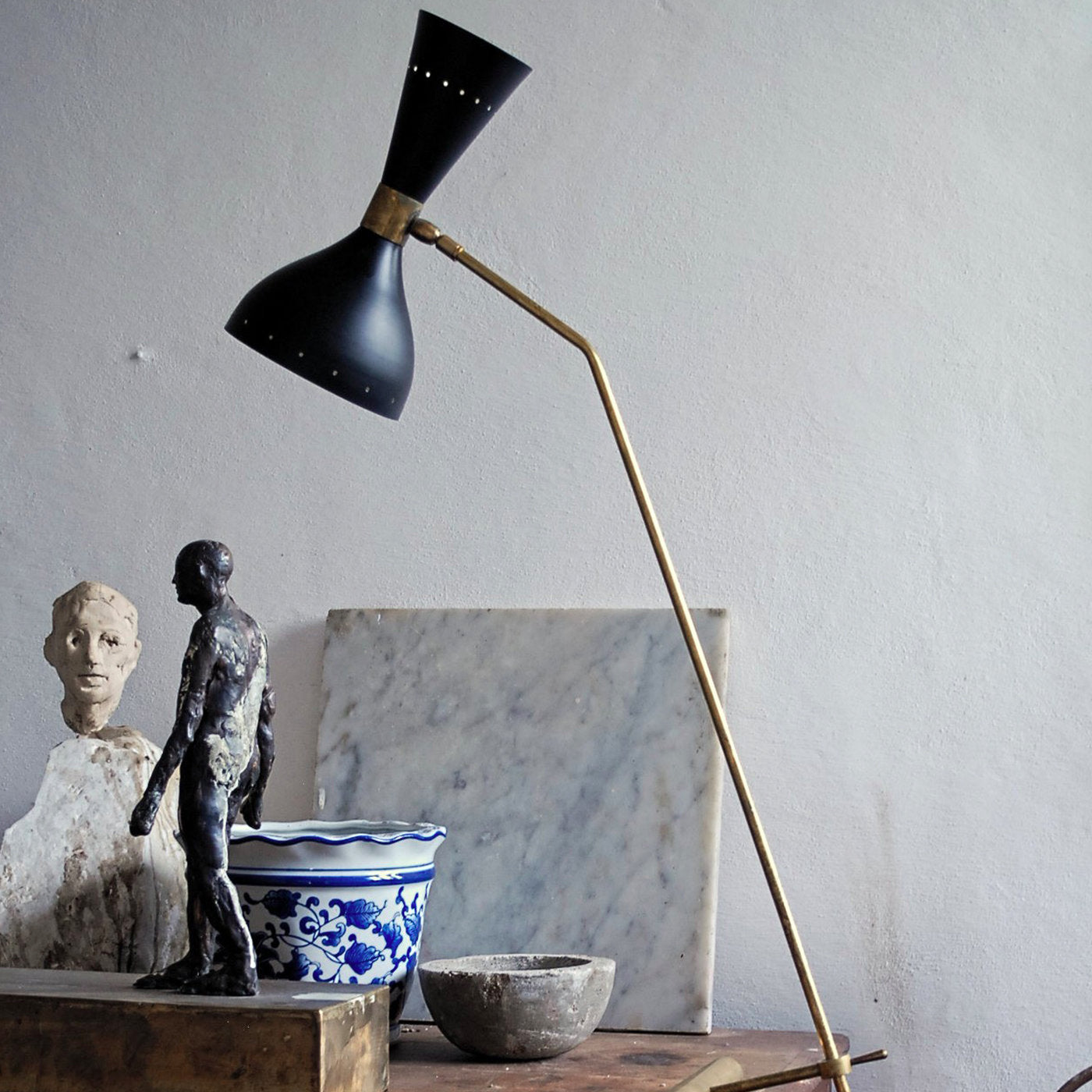 Equilibrista Brass Table Lamp - Alternative view 5