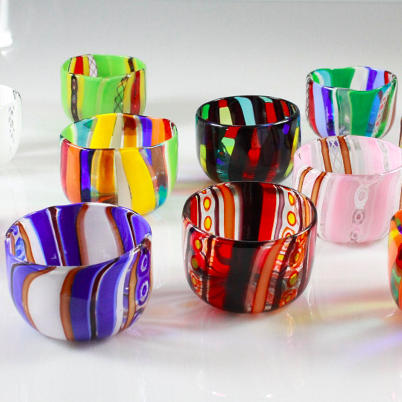 Fantasy Bowl #5 in Murano Glass - Alternative view 1