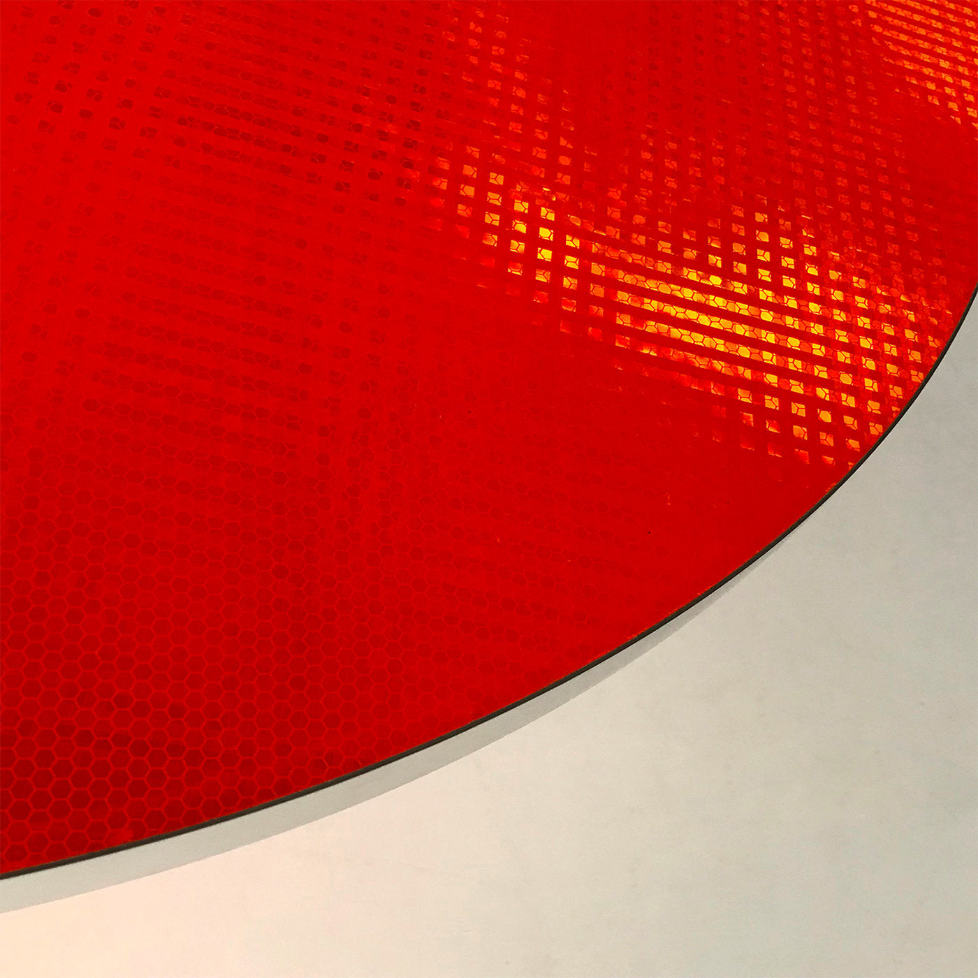 Reflective Collection - Red round coffee table - Alternative view 3