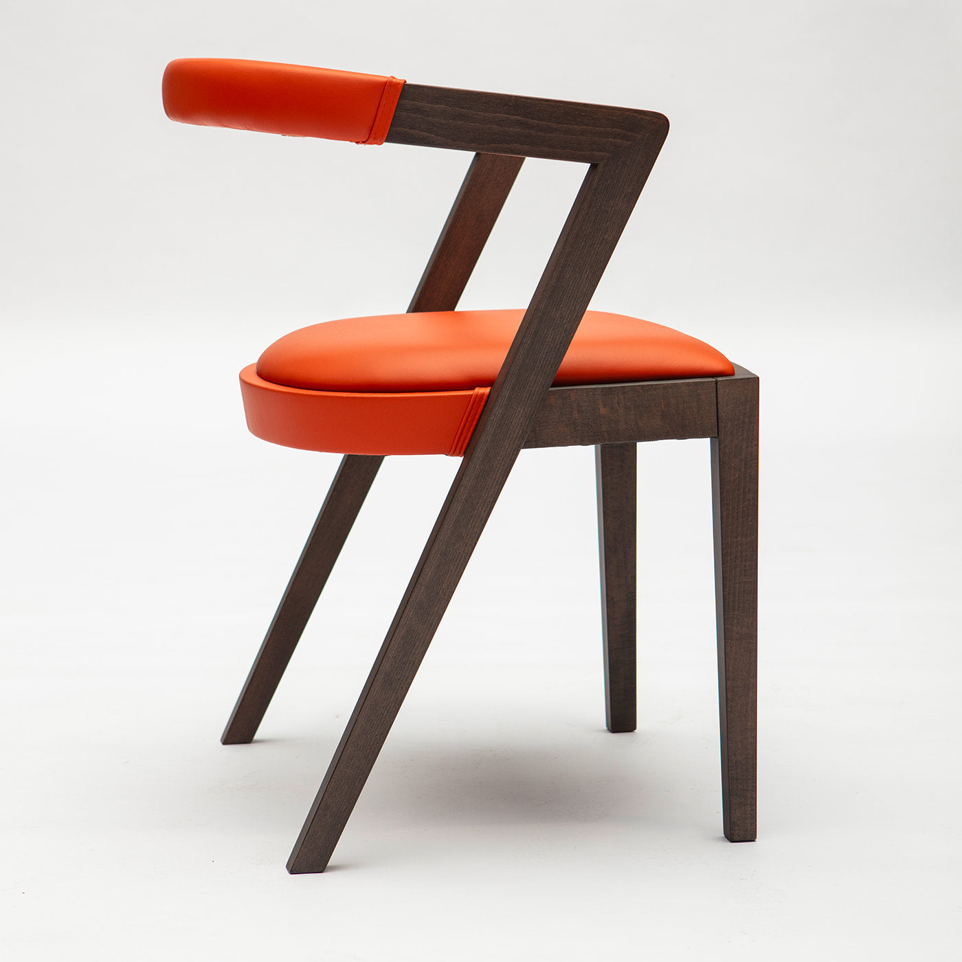 String orange chair - Alternative view 1