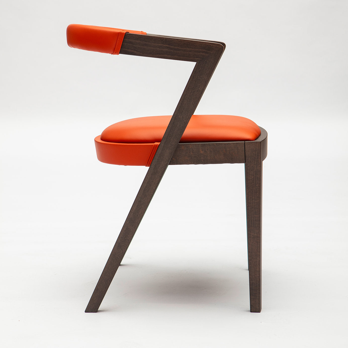 String orange chair - Alternative view 2