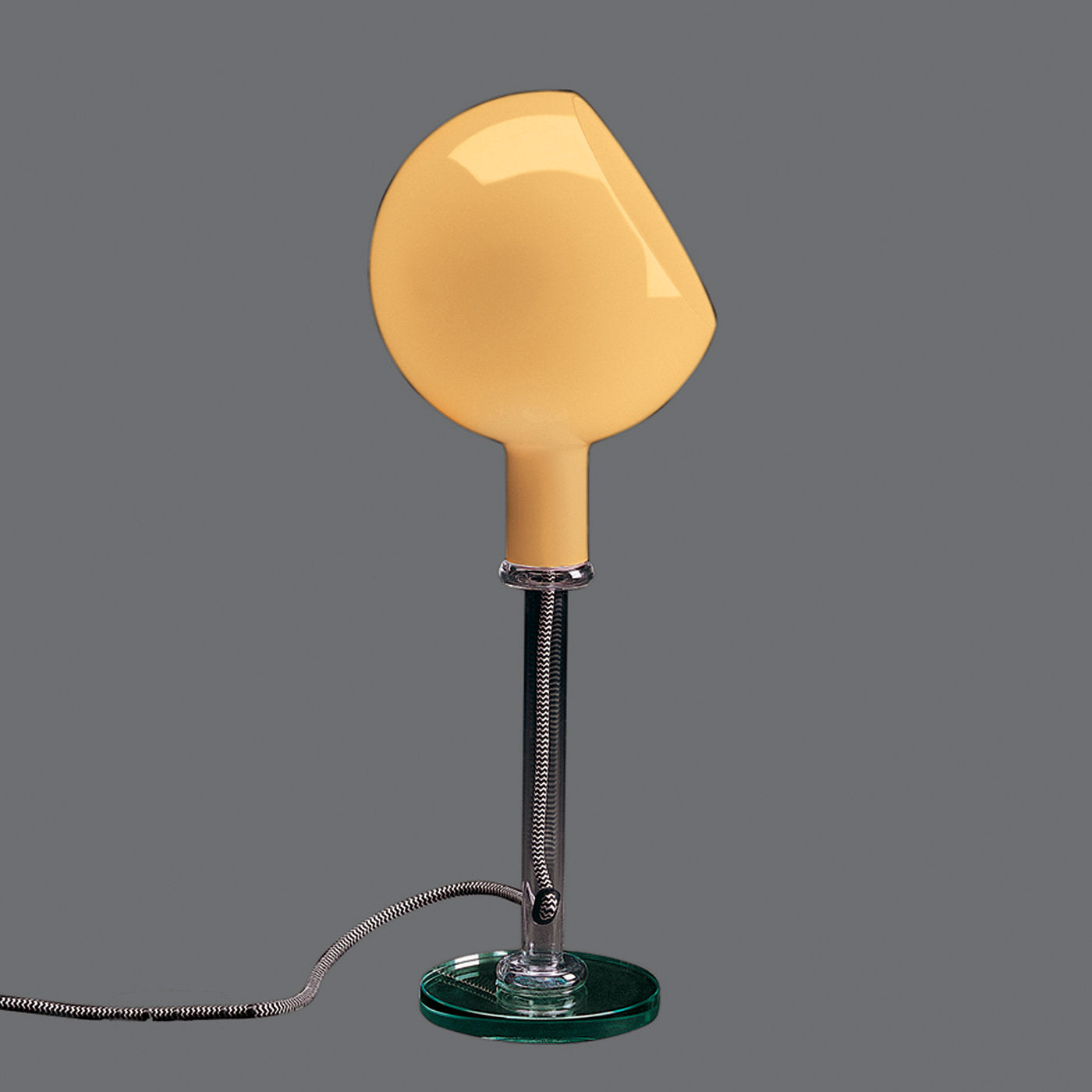Parola Table Lamp by Gae Aulenti and Piero Castiglioni - Alternative view 2