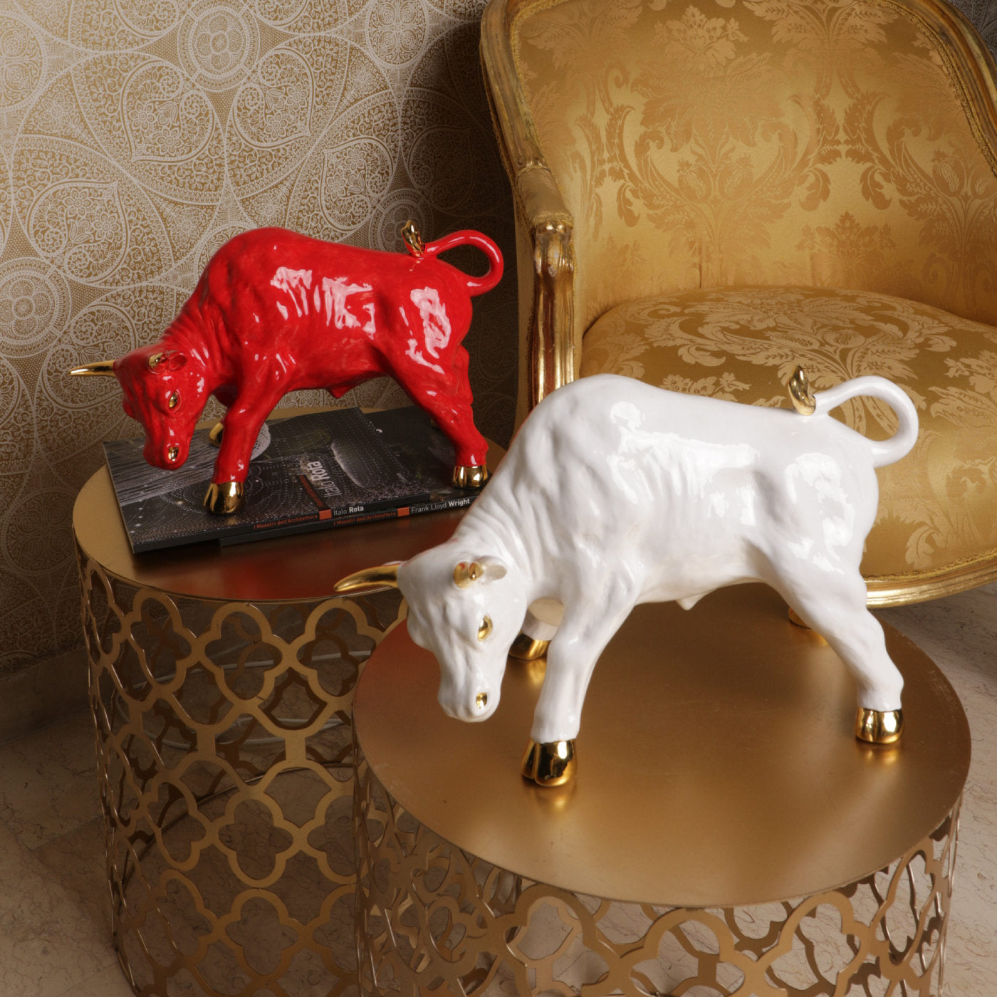 Red and Gold Bull - Alternative view 2