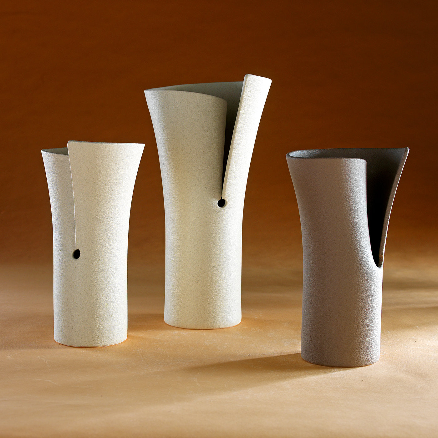 Hole Vase by Flavio Cavalli - Alternative view 1