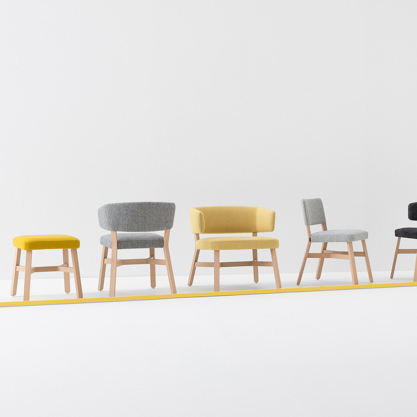 Croissant Lounge Chair by Emilio Nanni #3 - Alternative view 1