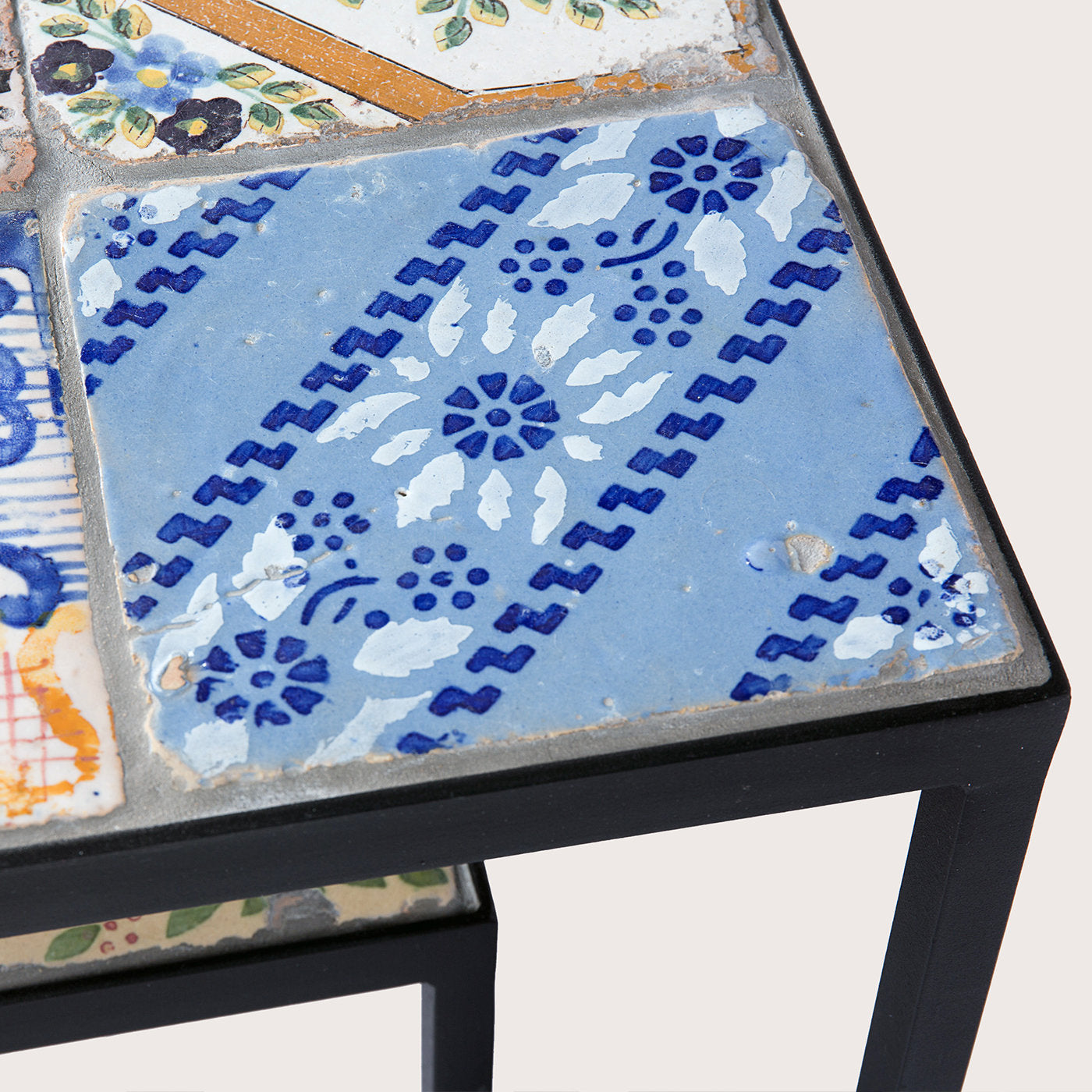 Colorato Tiles Spider Table - Alternative view 4