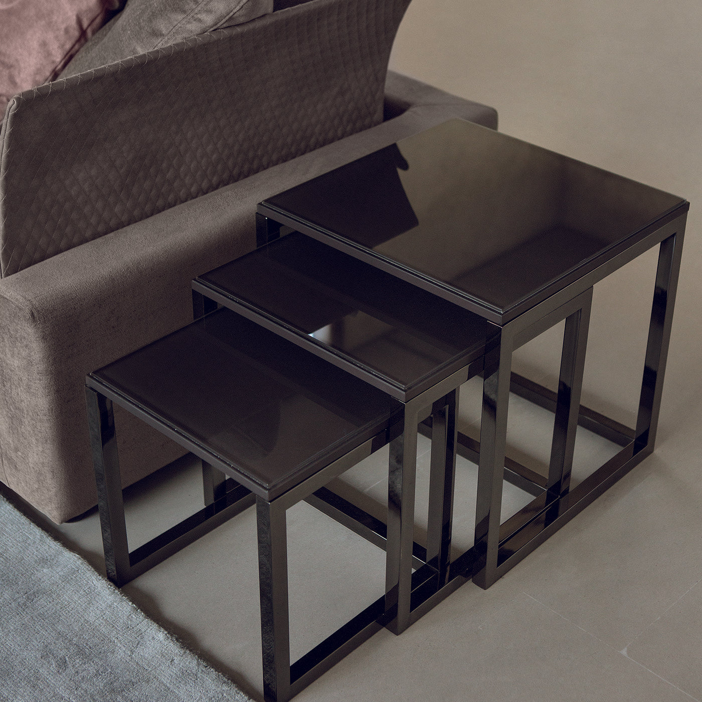 Set of 3 Mondrian Nesting Tables - Alternative view 1