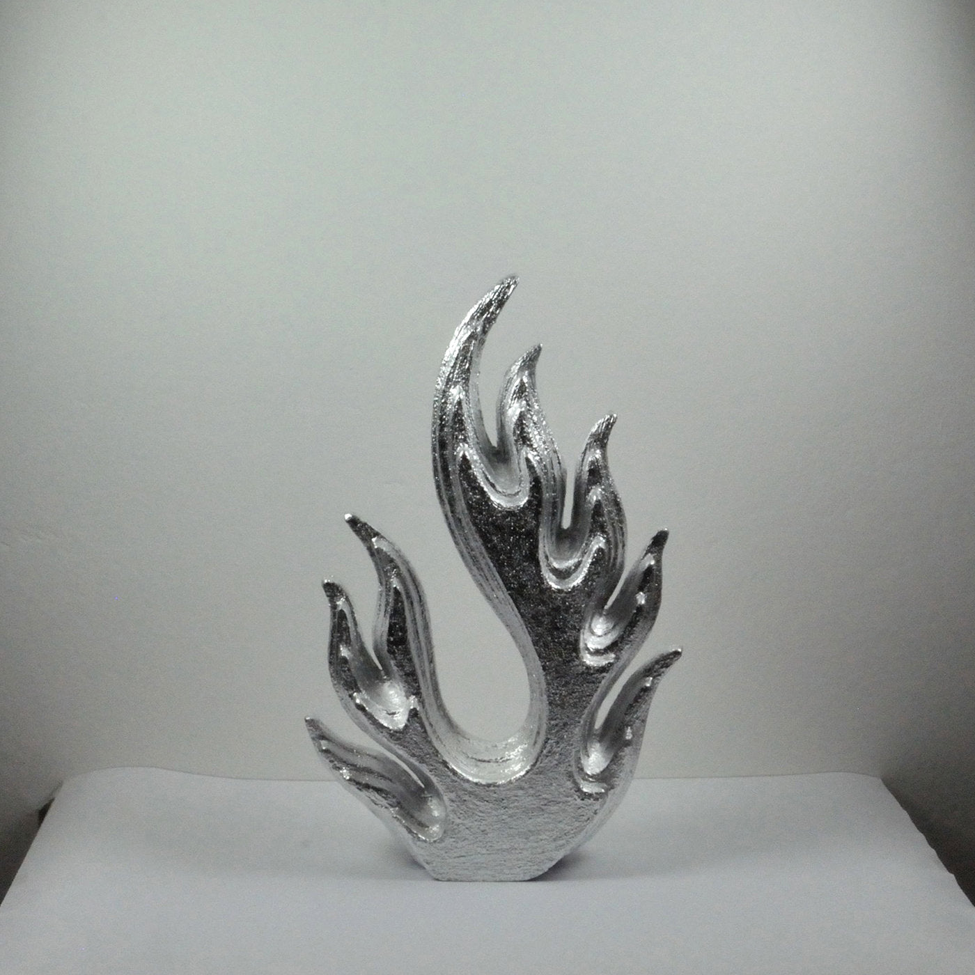 Silver Frame Sculpture - Alternative view 1
