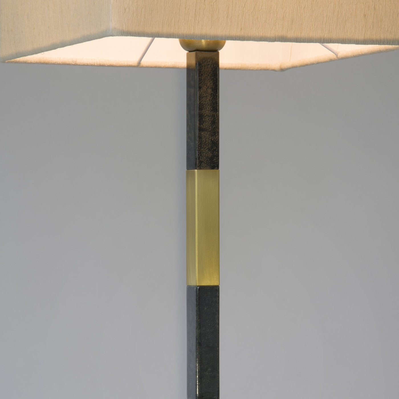 Slim Table Lamp in Brass - Alternative view 1