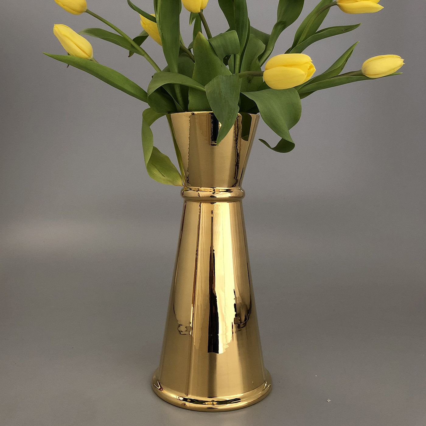 Ginza Jigger Brass Terracotta Flower Vase - Alternative view 1