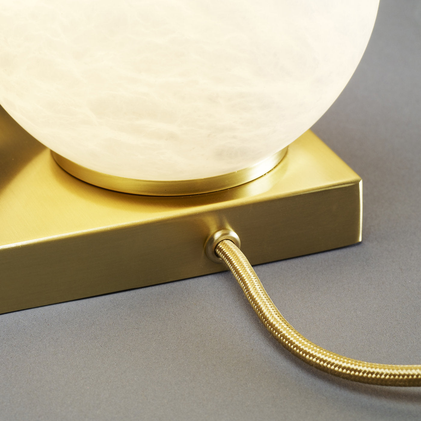 "Alabaster Moon" Table Lamp Dimmable in Satin Brass - Alternative view 2