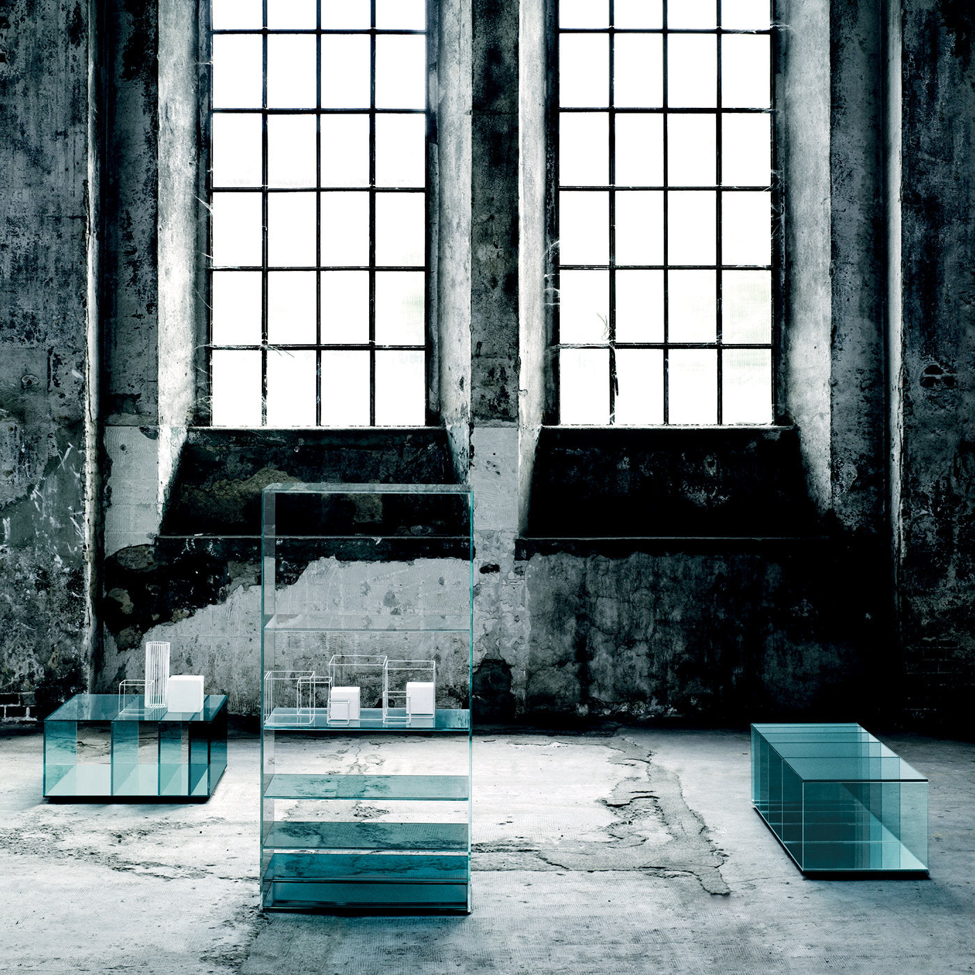 Deep Sea Blue Square Low Table By Nendo - Alternative view 2
