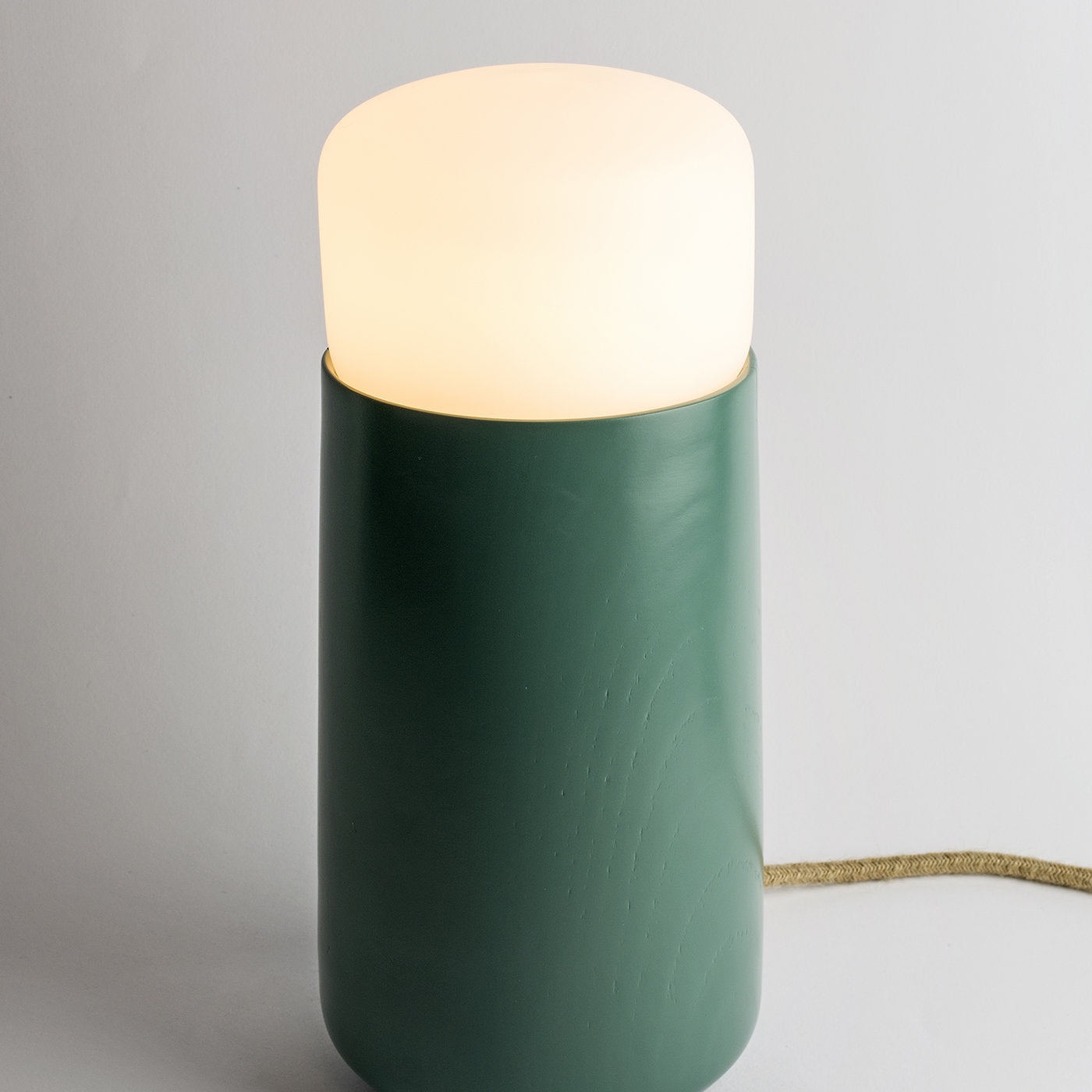 Lampada da tavolo verde Silo Large di Alalda Design - Vista alternativa 1