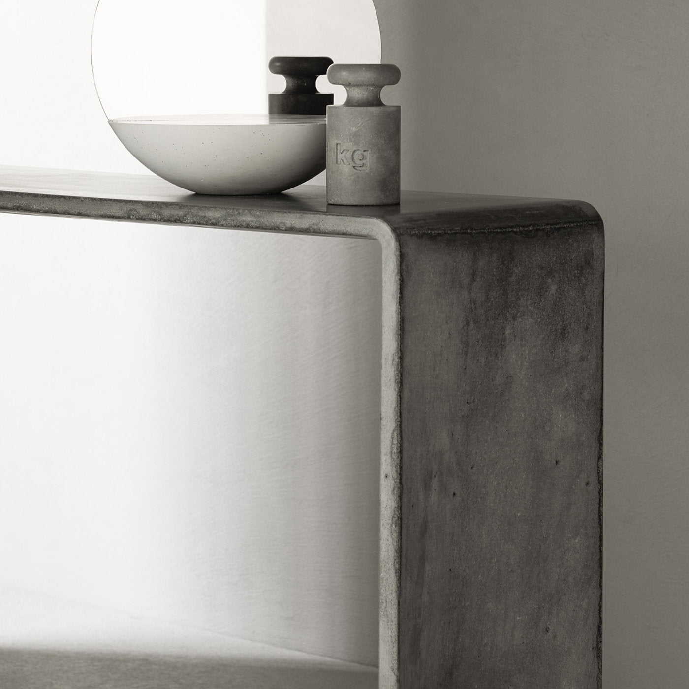 Table console en béton Tadao Alto  - Vue alternative 3